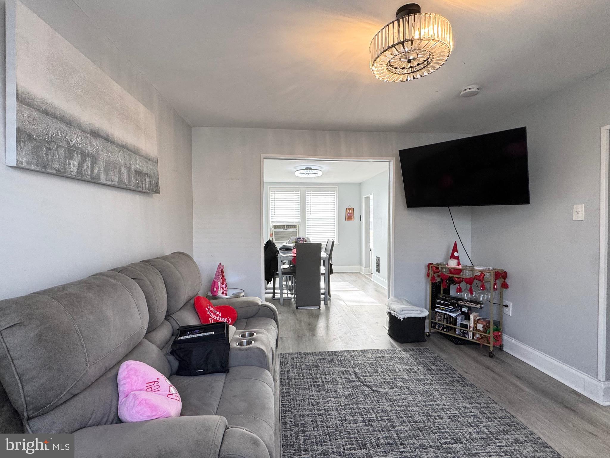 2931 N CONSTITUTION ROAD