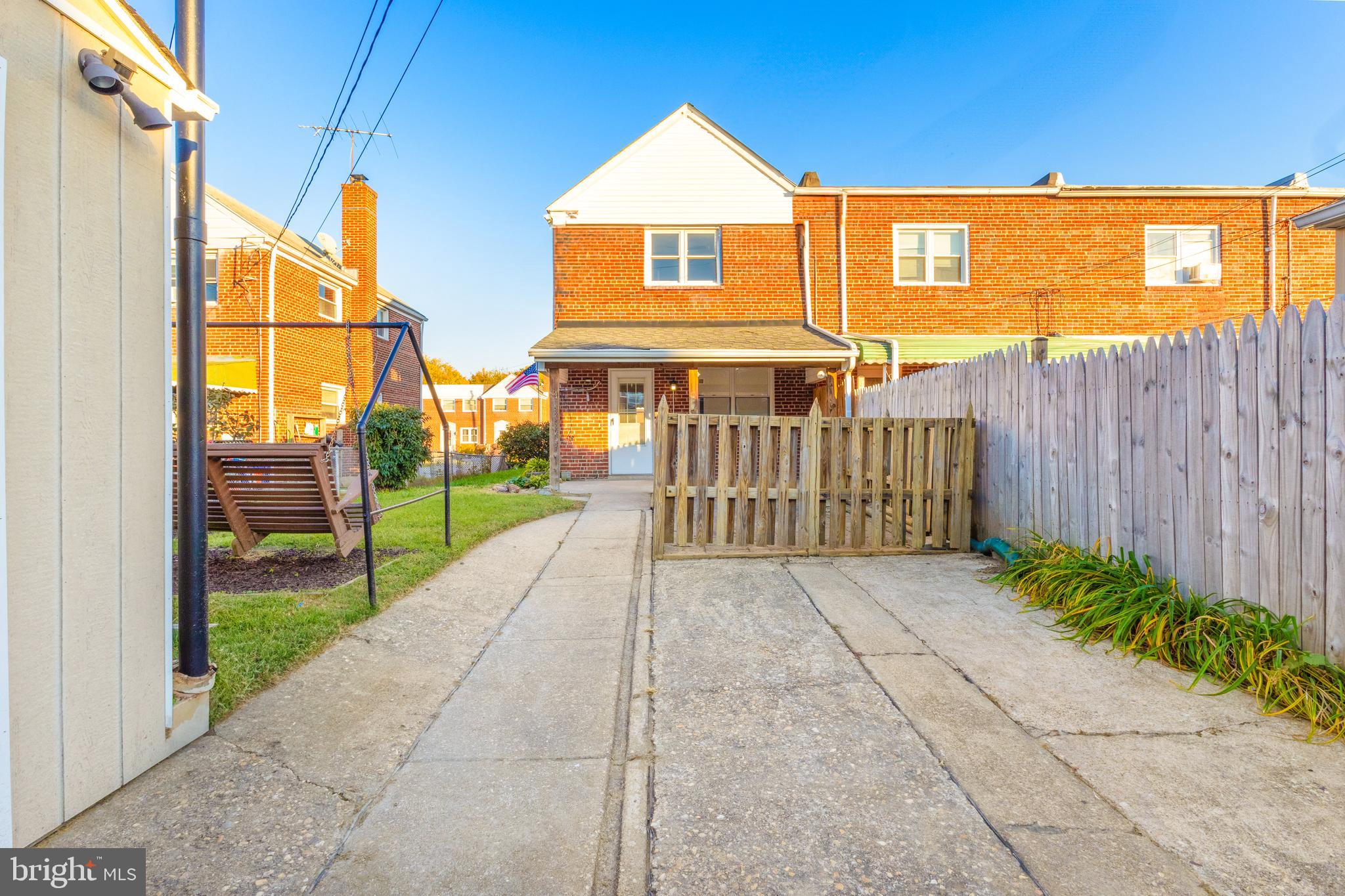 EASTFIELD - Residential