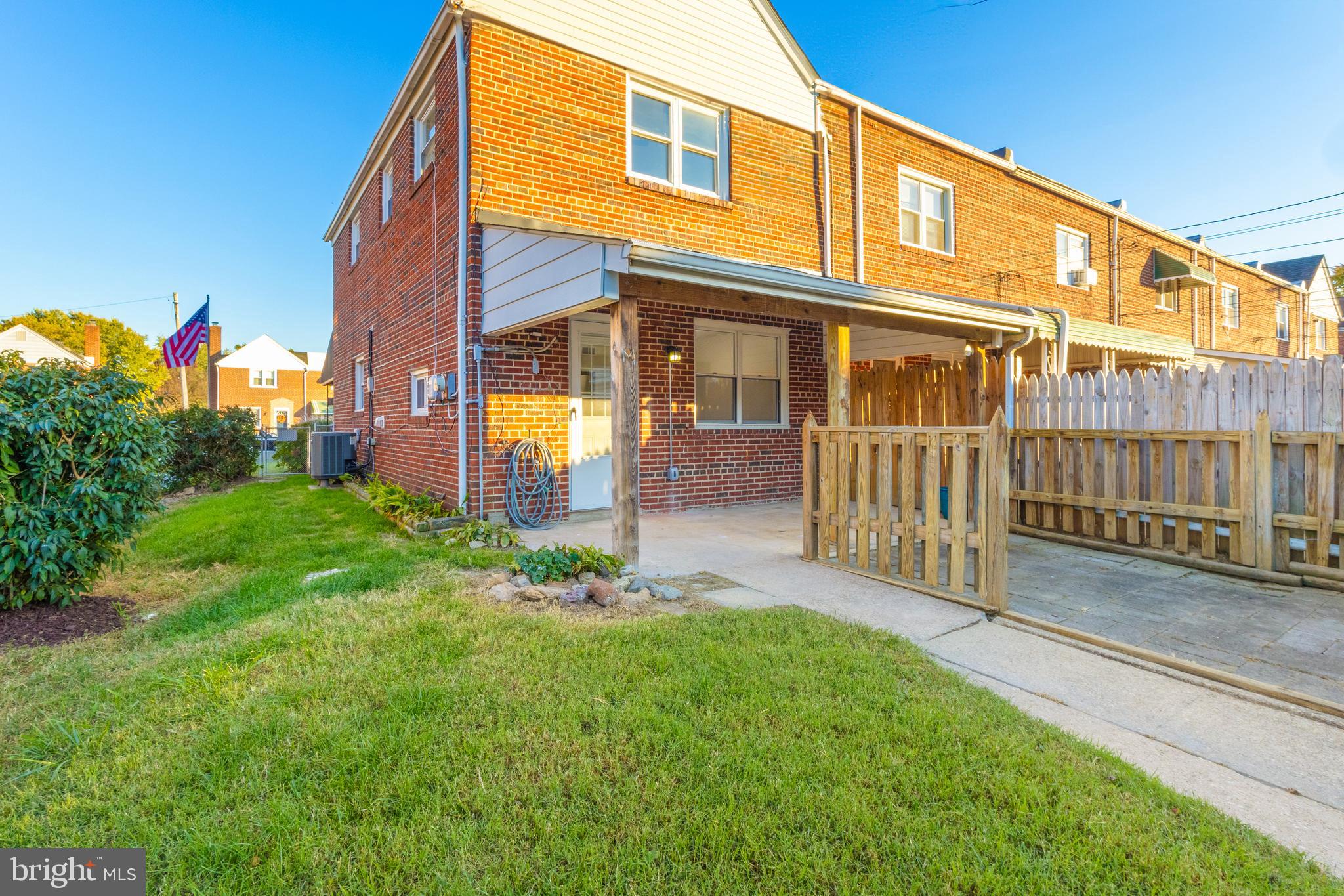 EASTFIELD - Residential