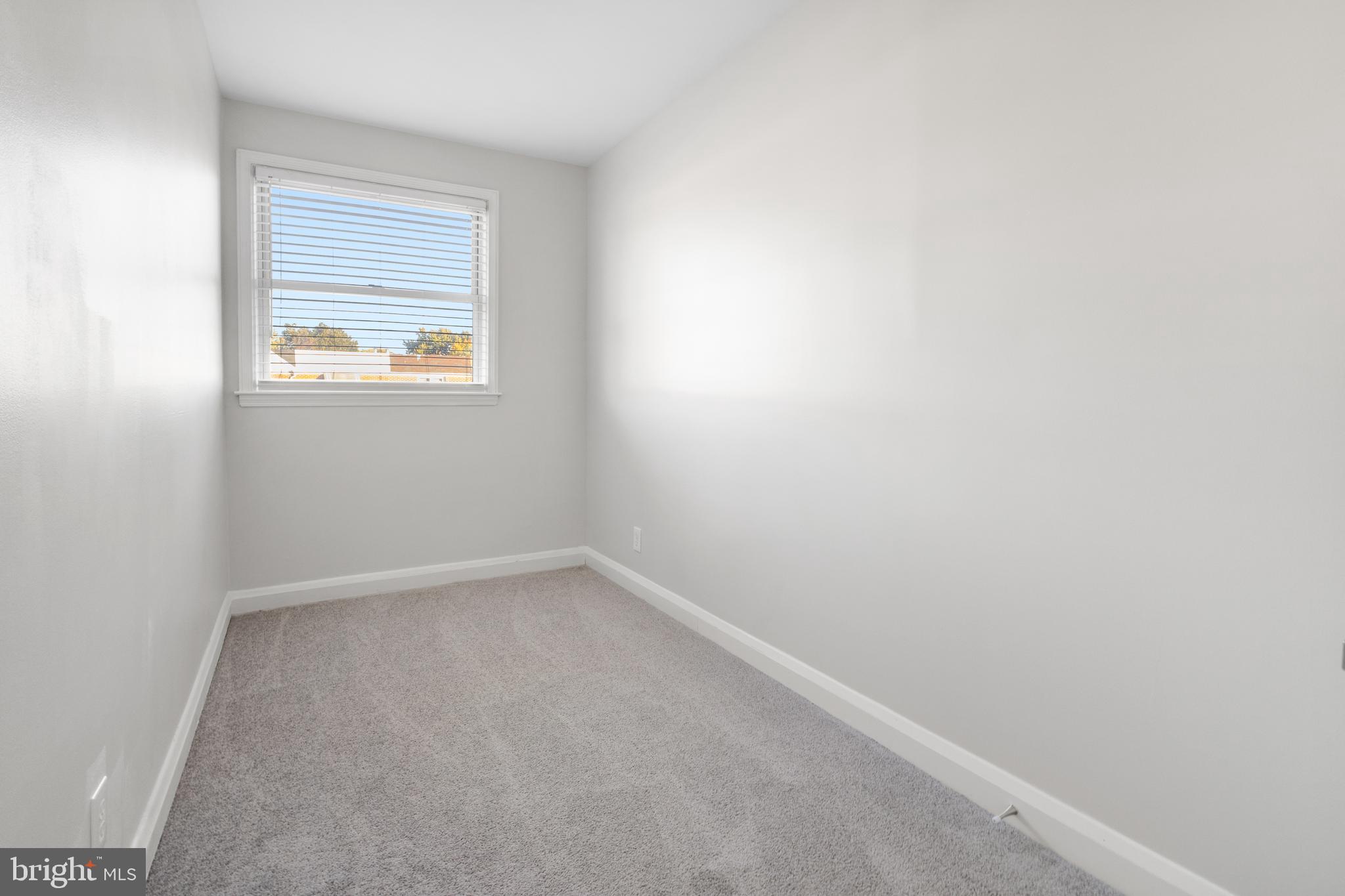 EASTFIELD - Residential