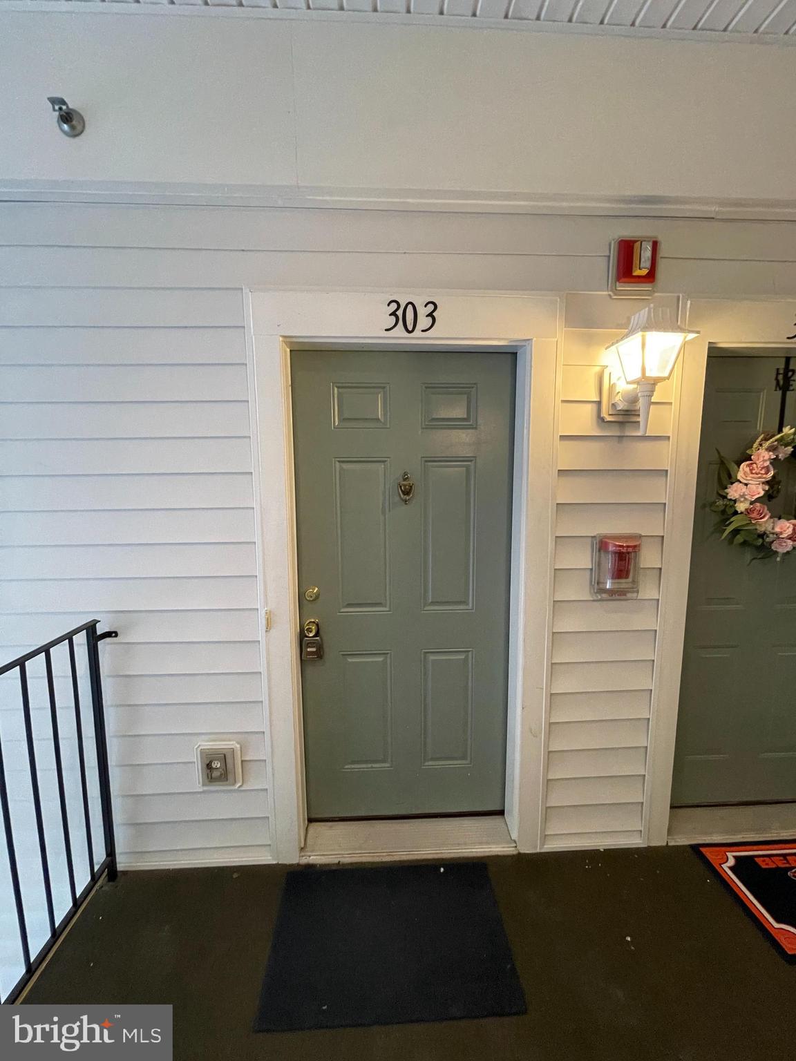 FAIR LAKES - Residential