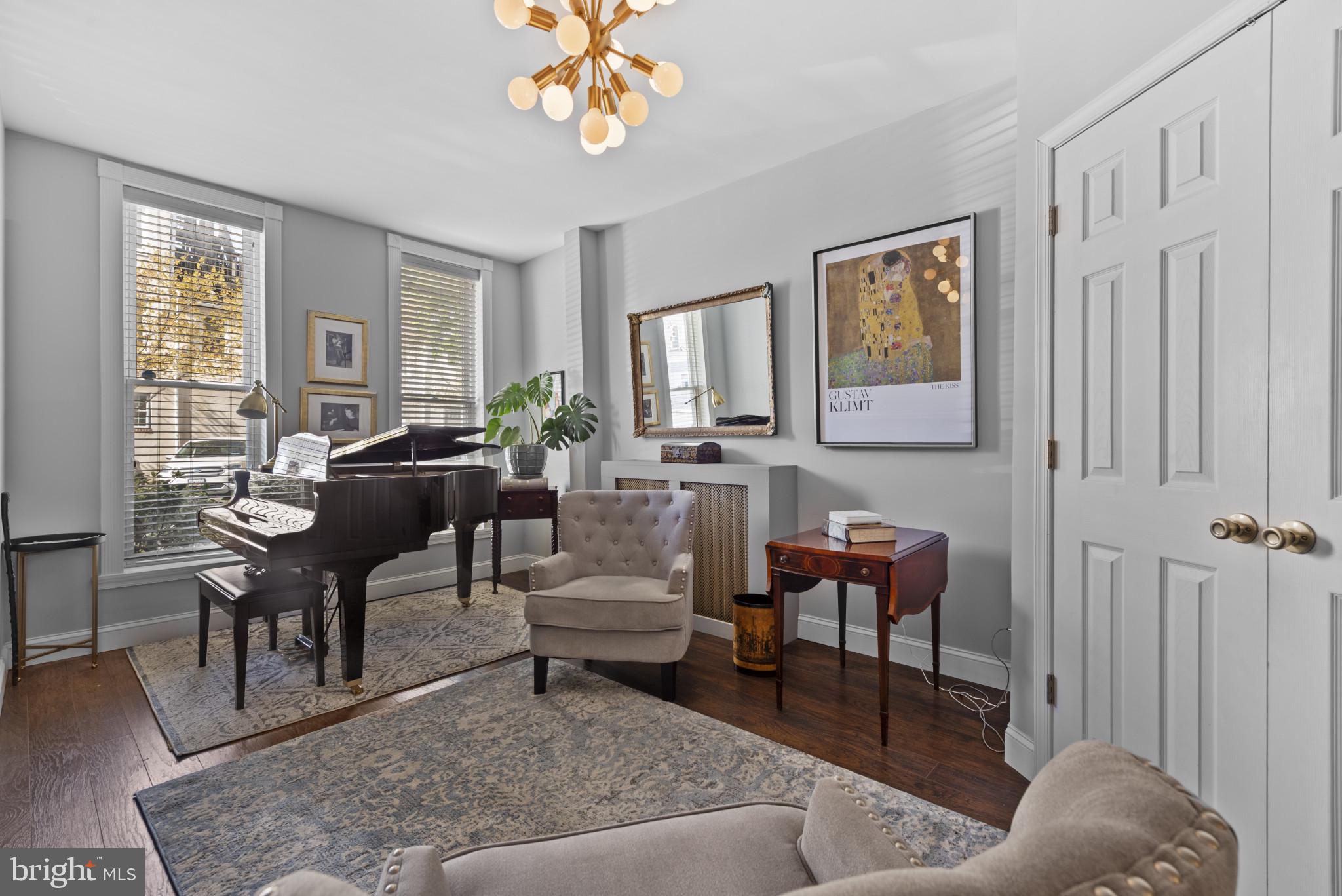 UPPER FELLS POINT - Residential
