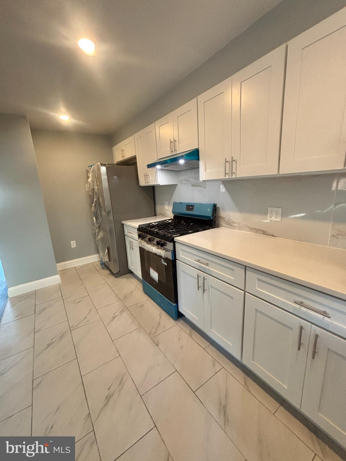 MAYFAIR - Residential