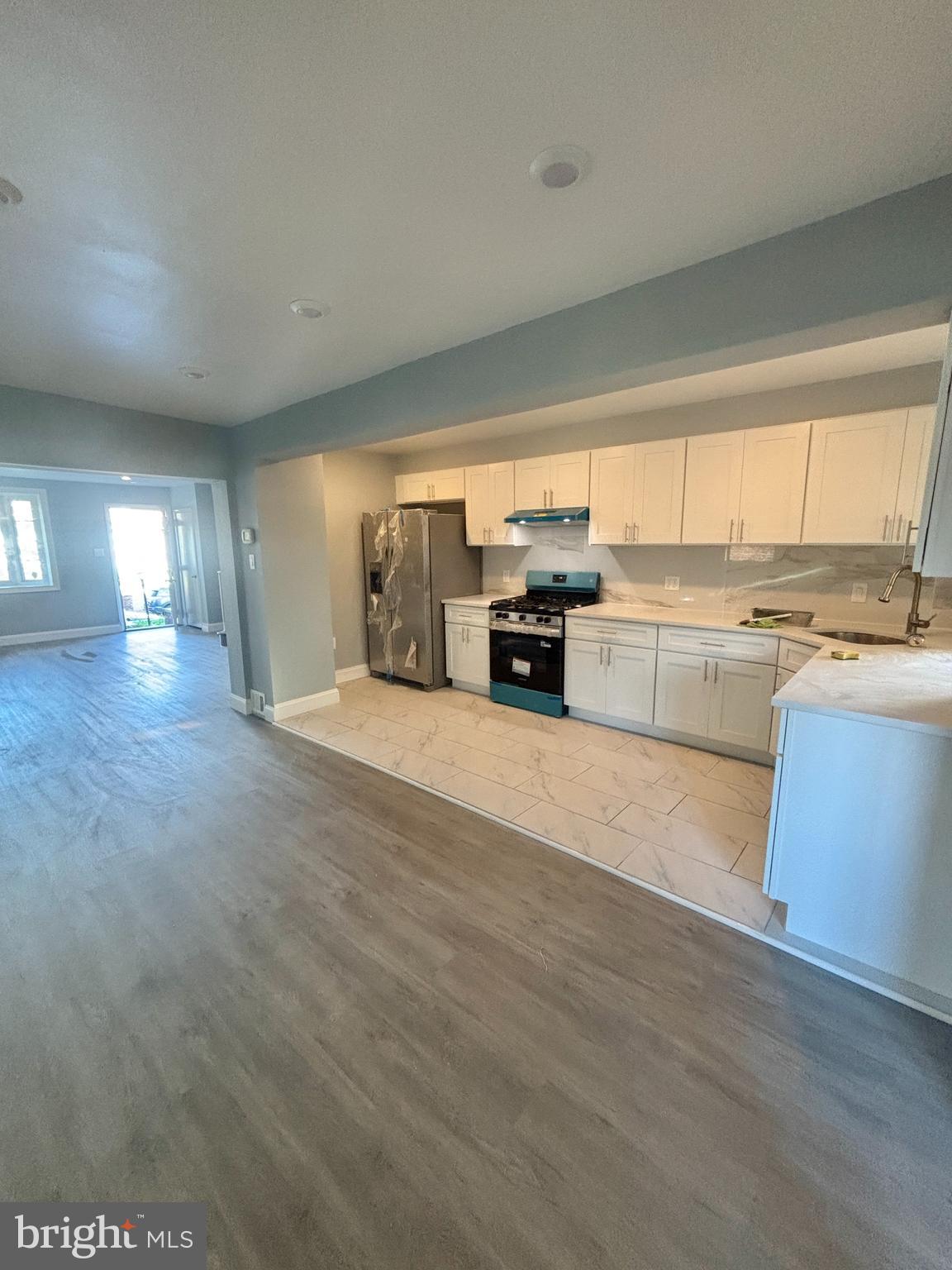 MAYFAIR - Residential