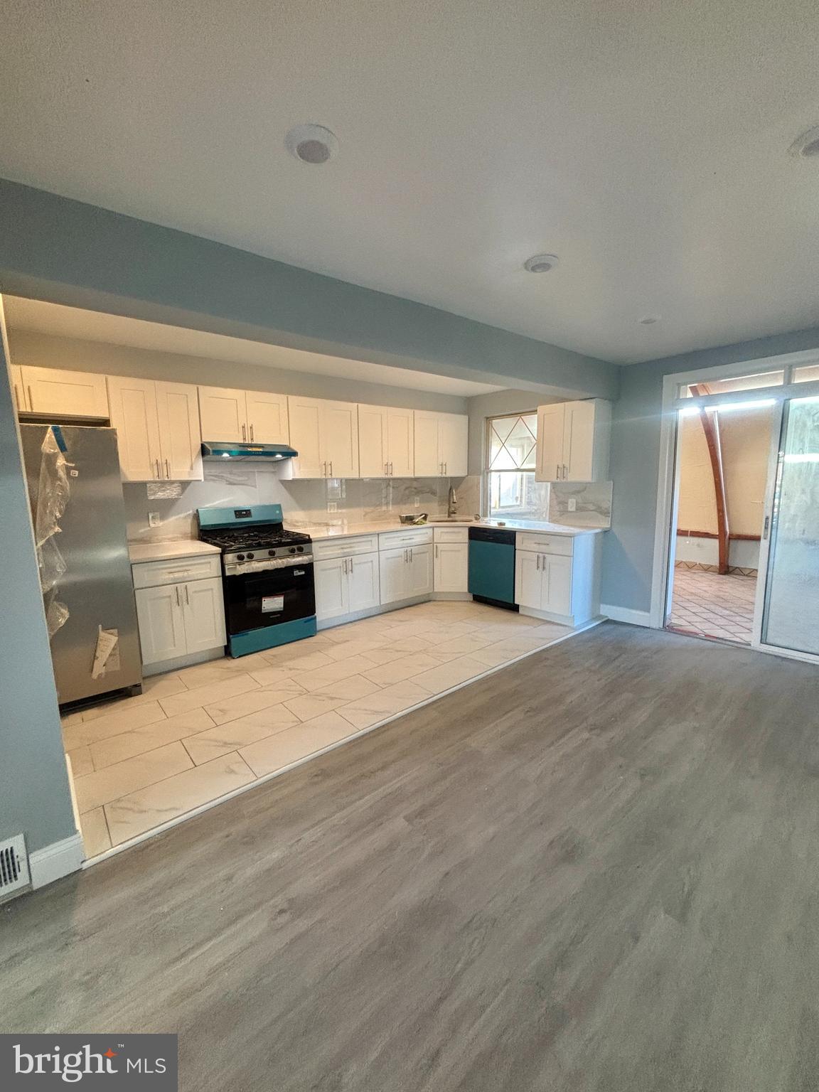 MAYFAIR - Residential