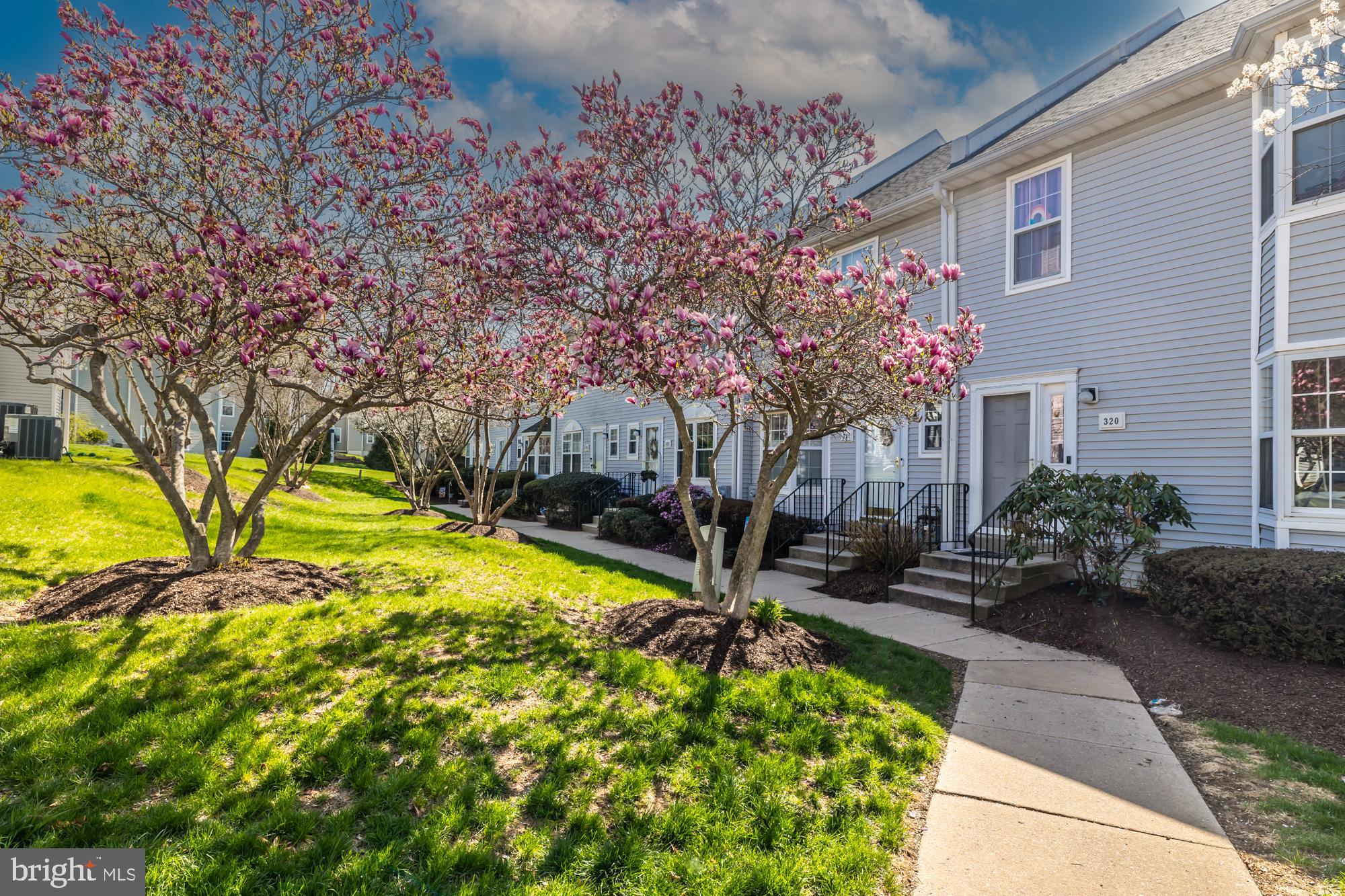 EXTON STATION - Residential