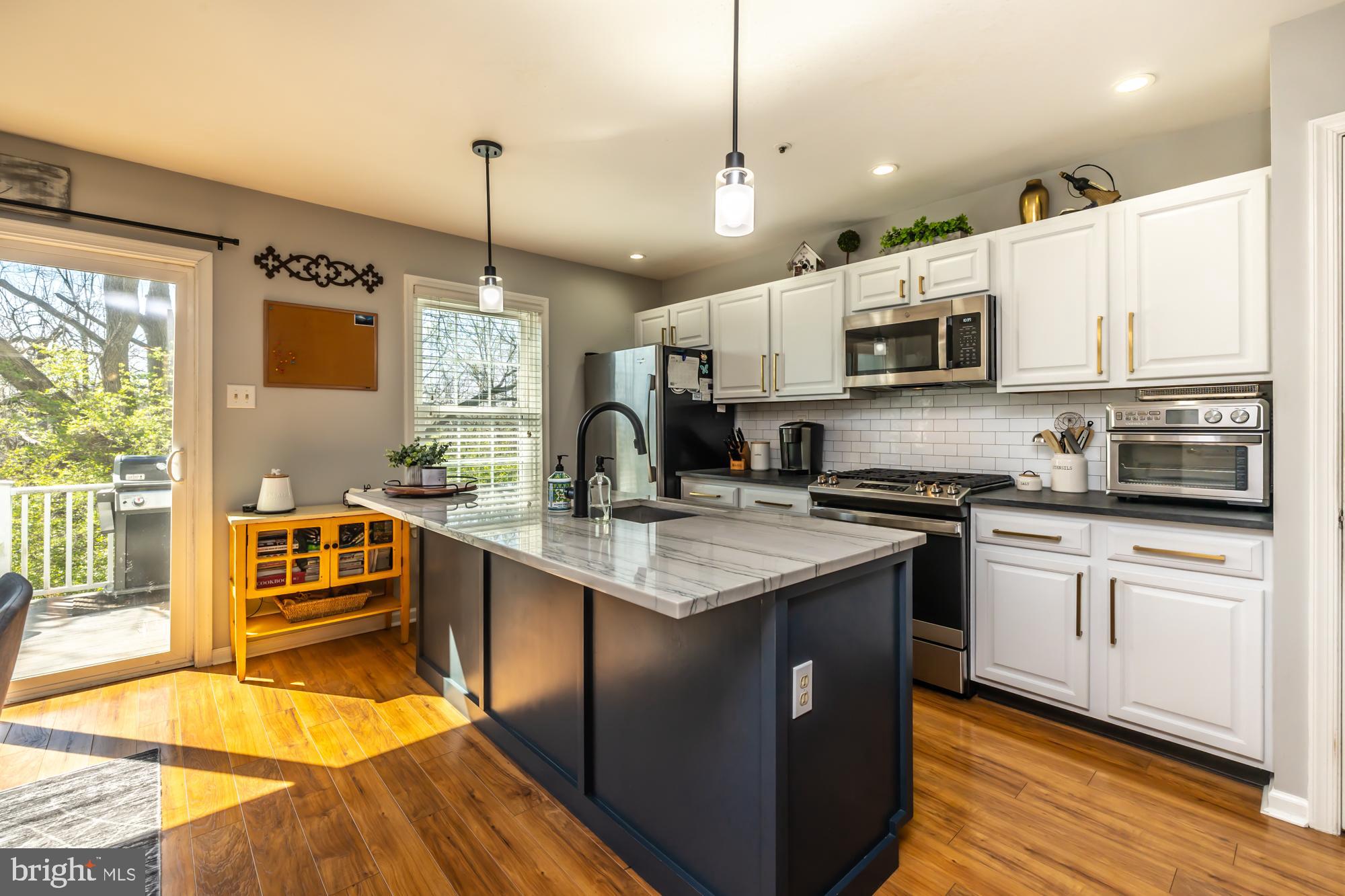 EXTON STATION - Residential