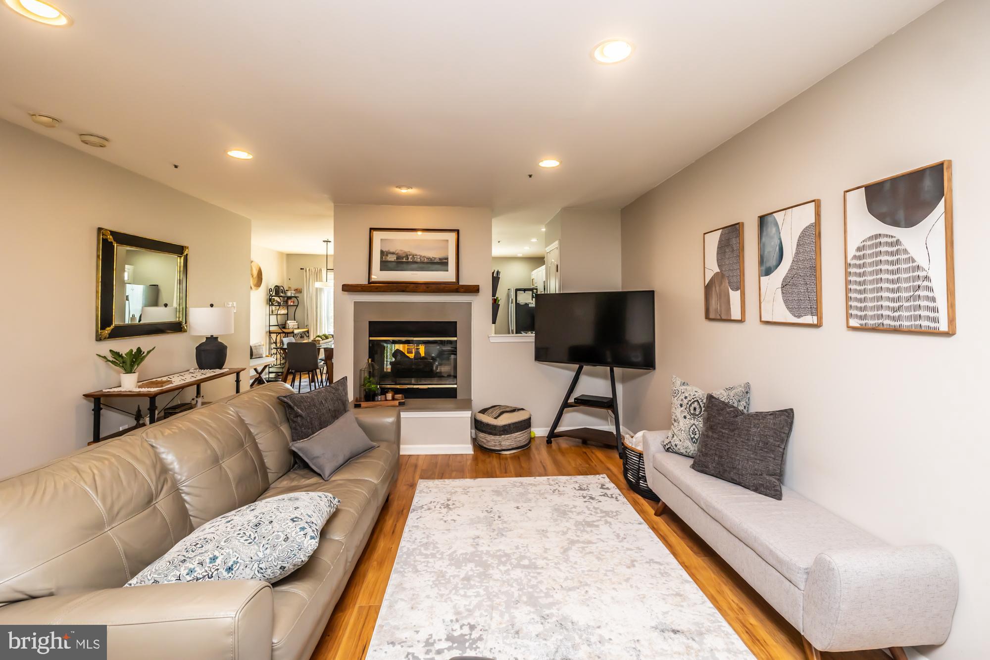 EXTON STATION - Residential