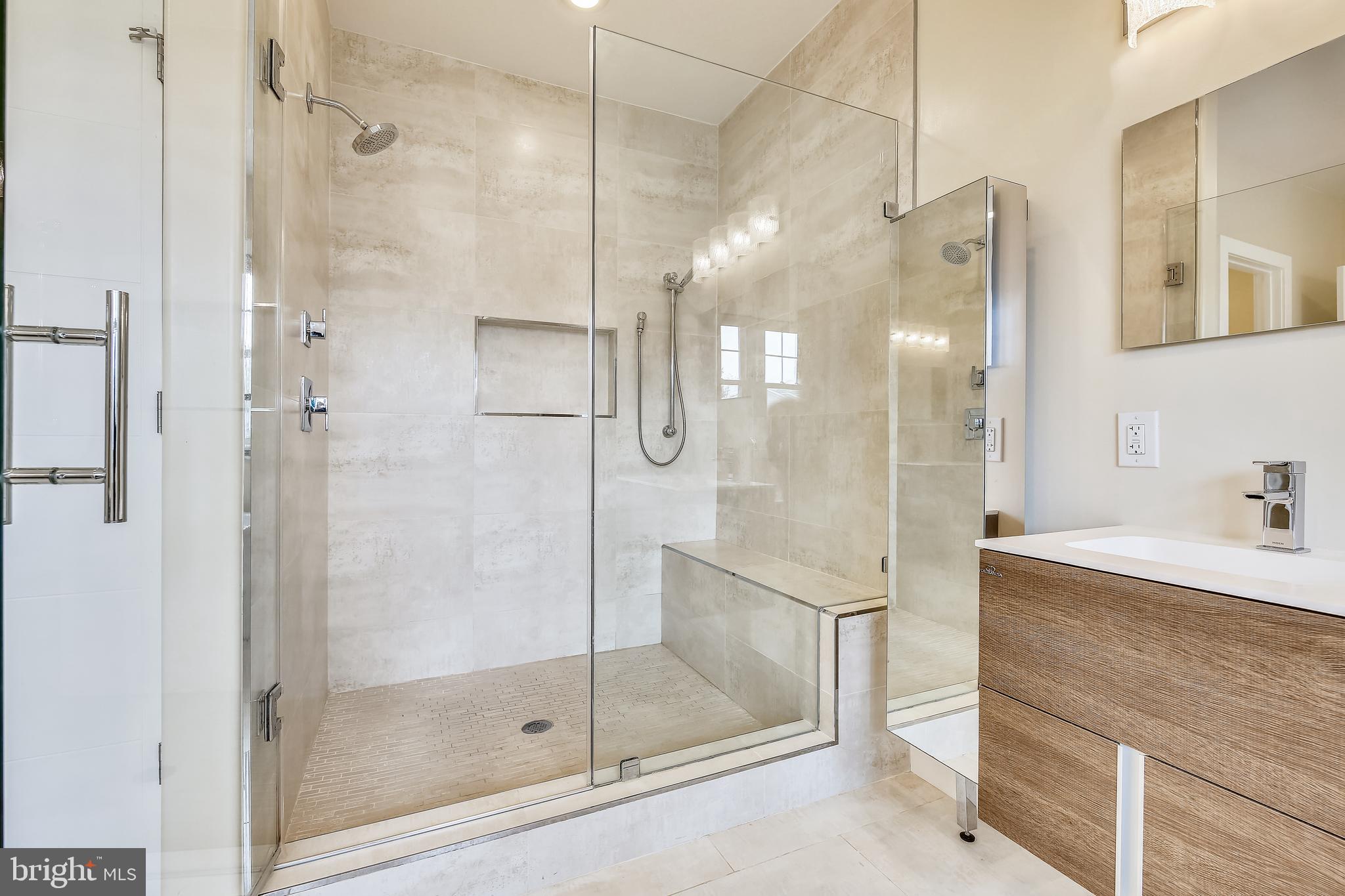 MARYMOUNT - Residential