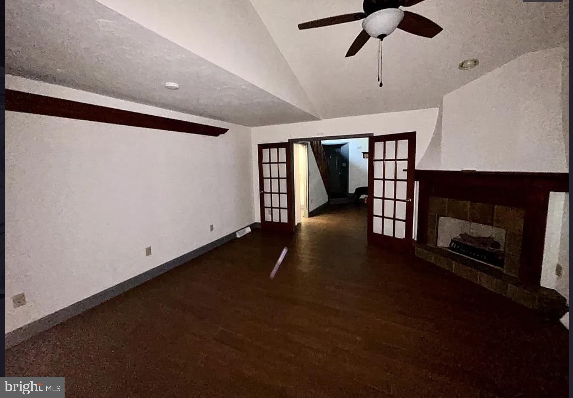 YORK - Residential Lease