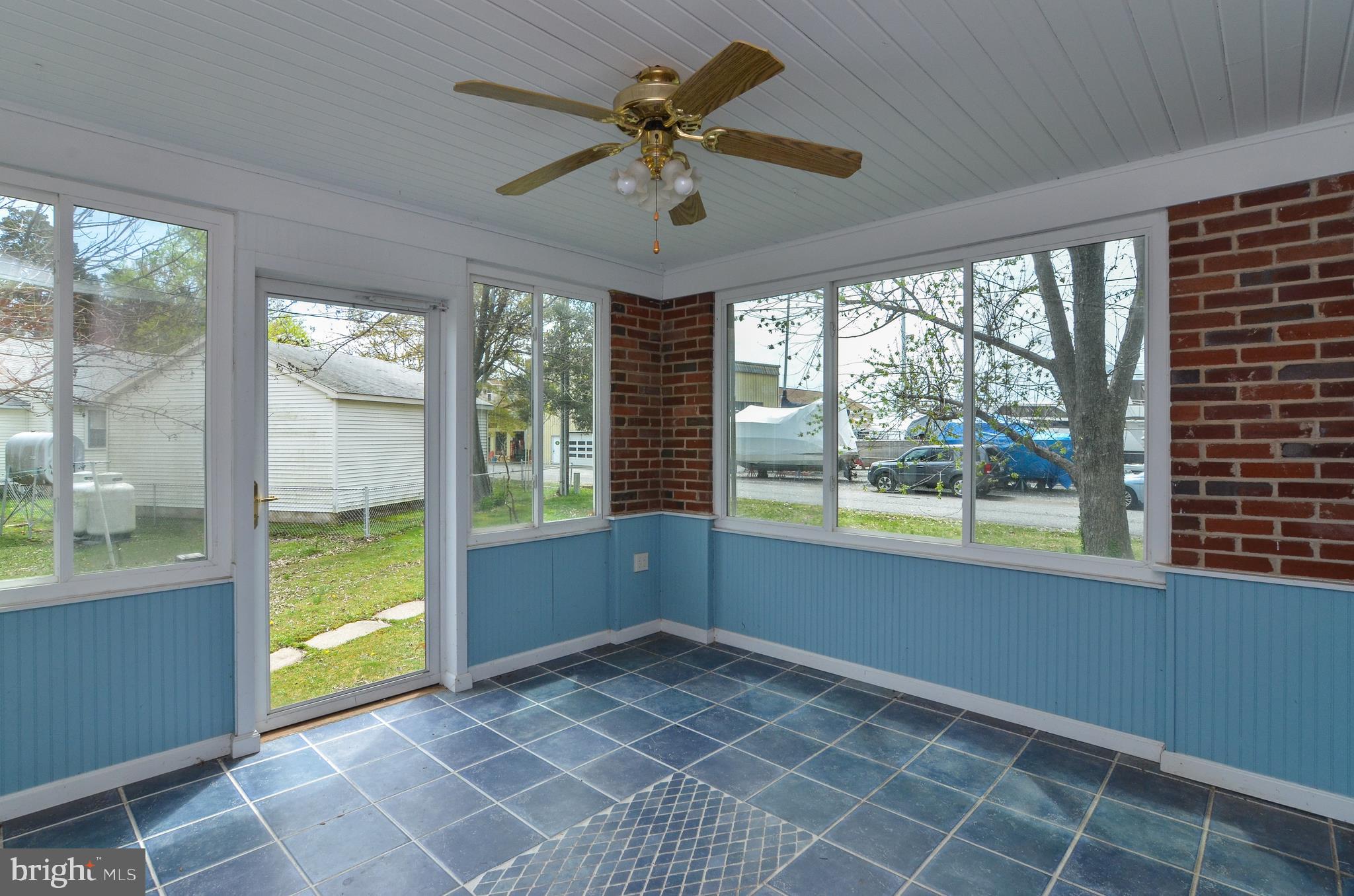 THE POINT - Residential