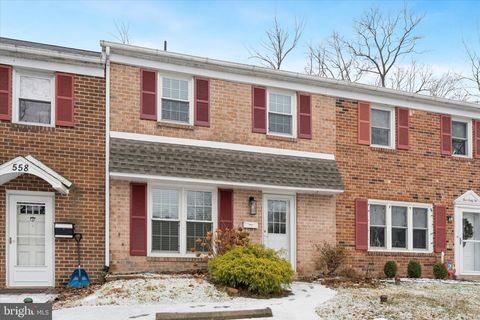 560 NEWBURY COURT SELLERSVILLE PA 18960