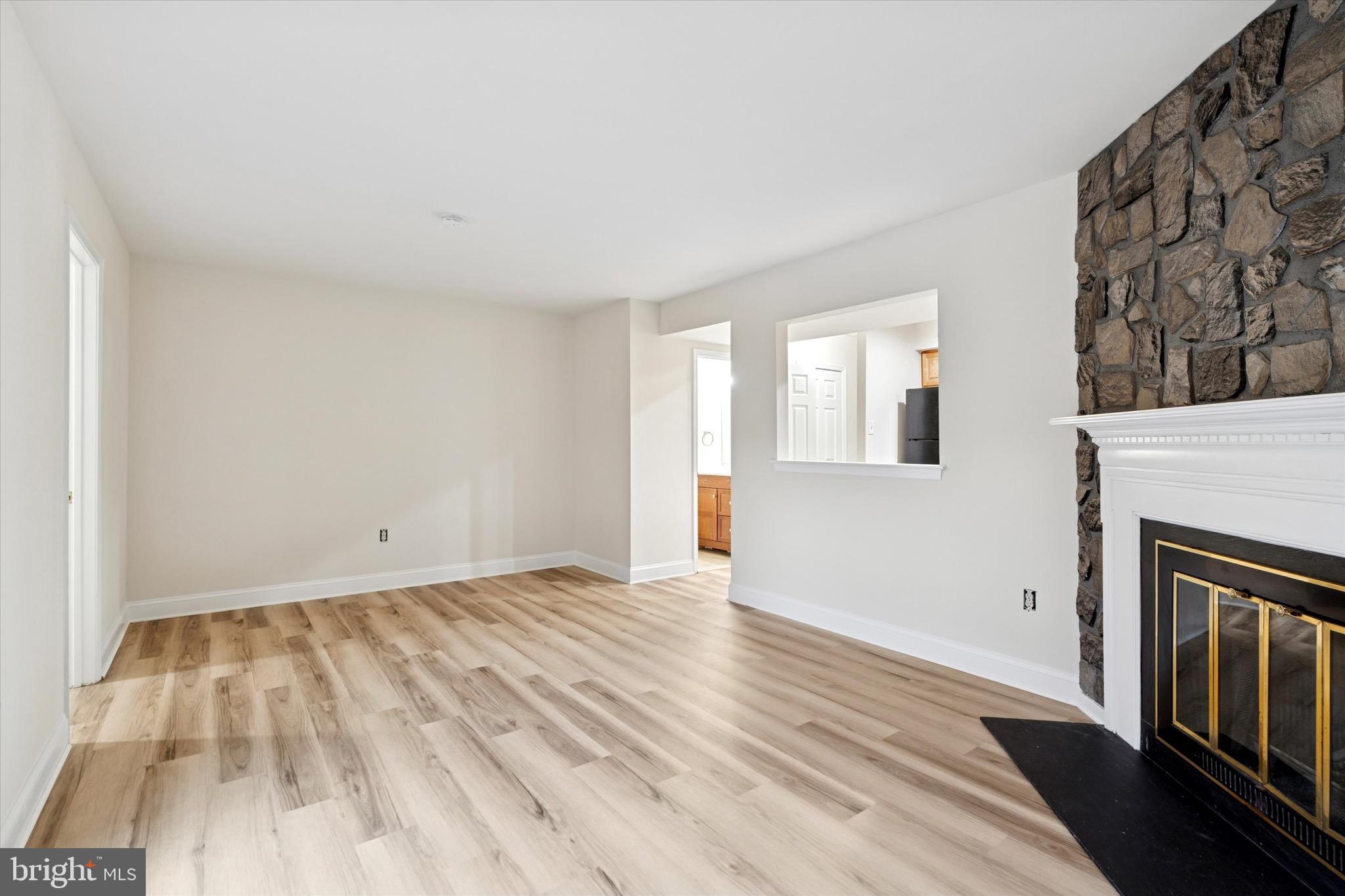 HICKORY RIDGE - Residential