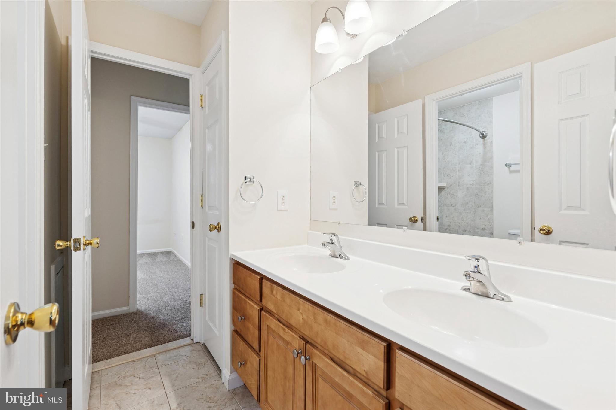 HICKORY RIDGE - Residential