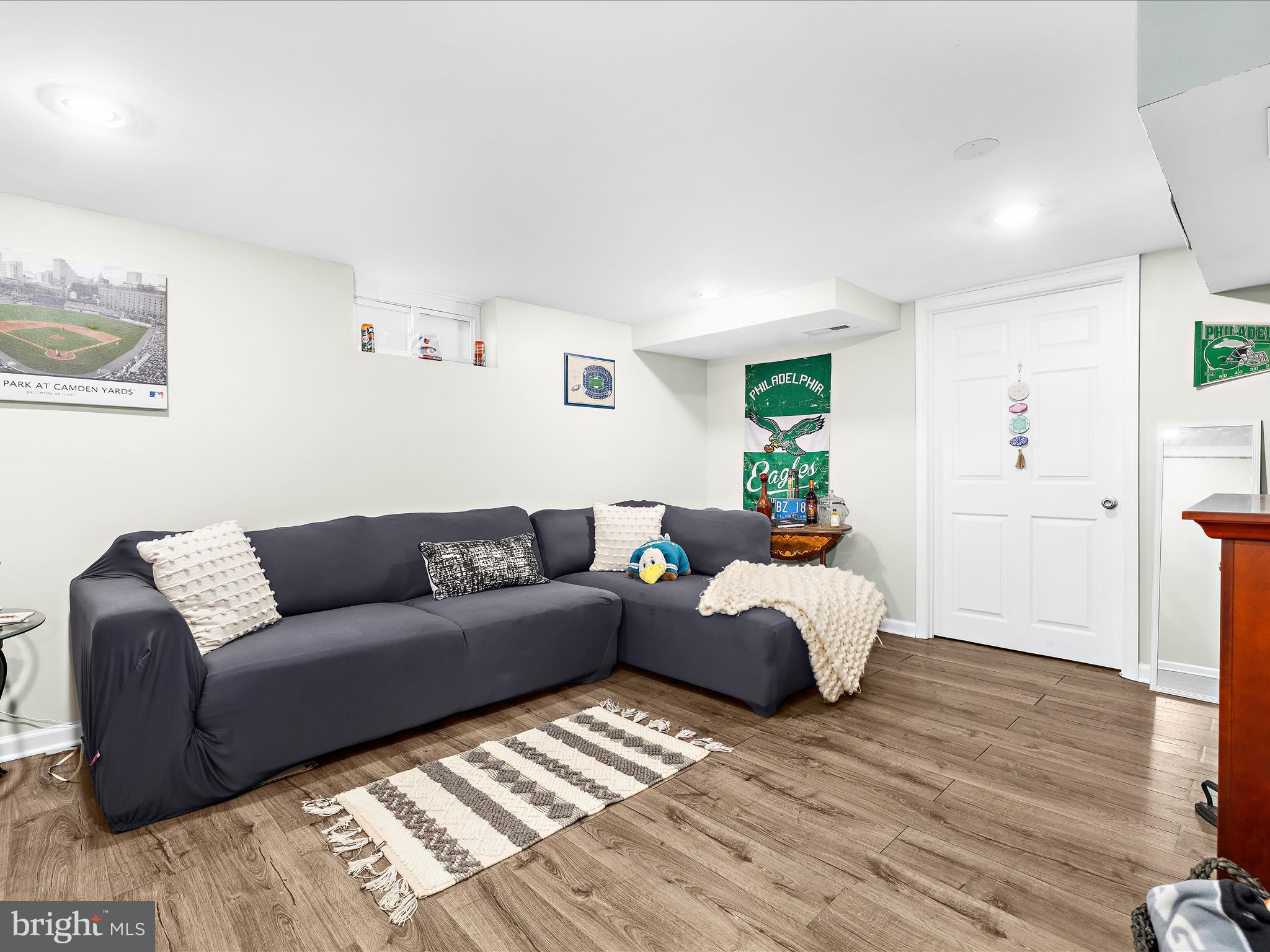 MERRITT HOMES - Residential