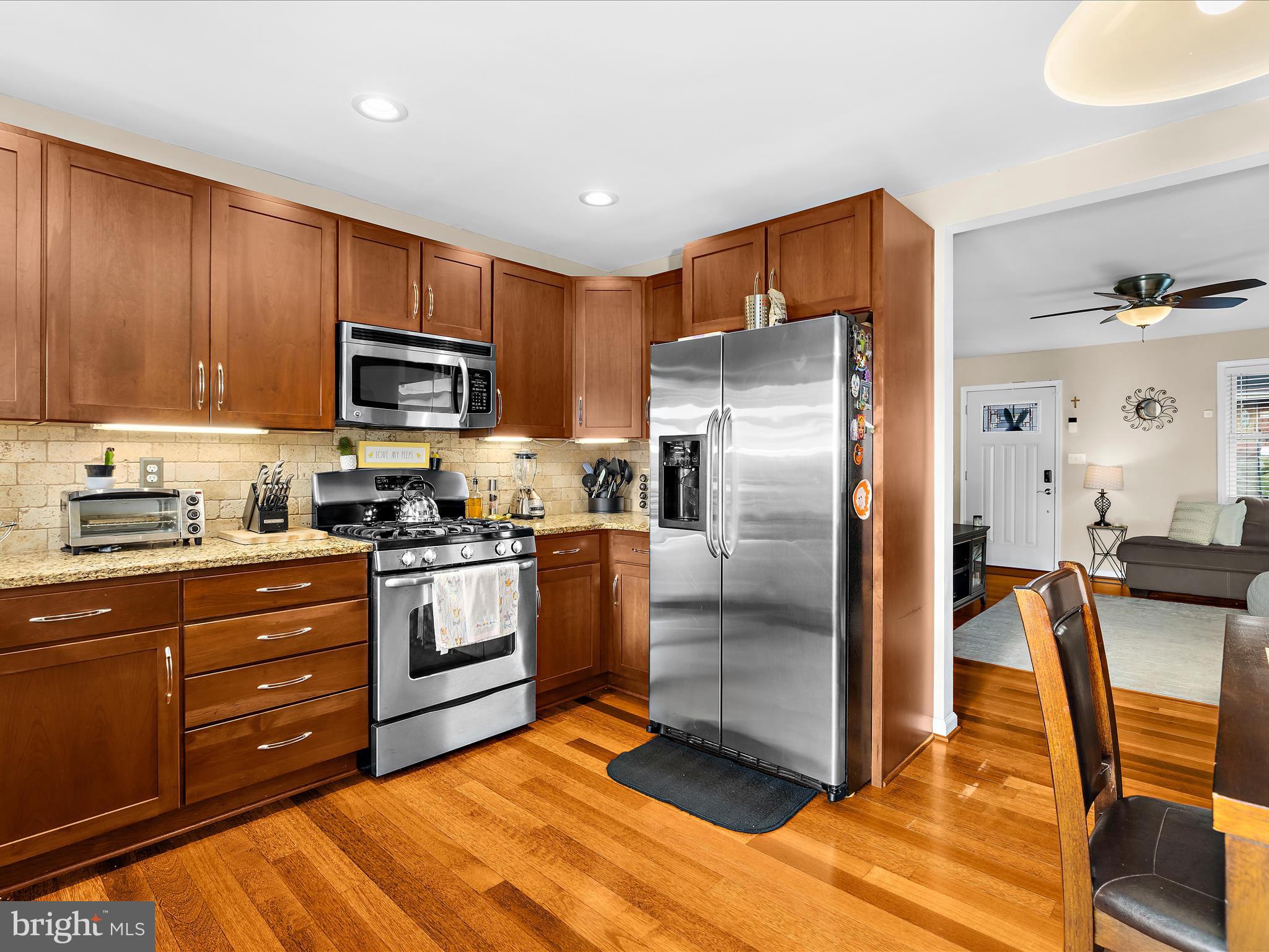 MERRITT HOMES - Residential