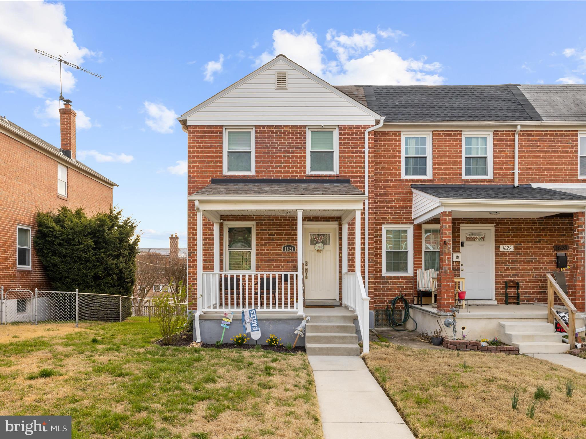 MERRITT HOMES - Residential