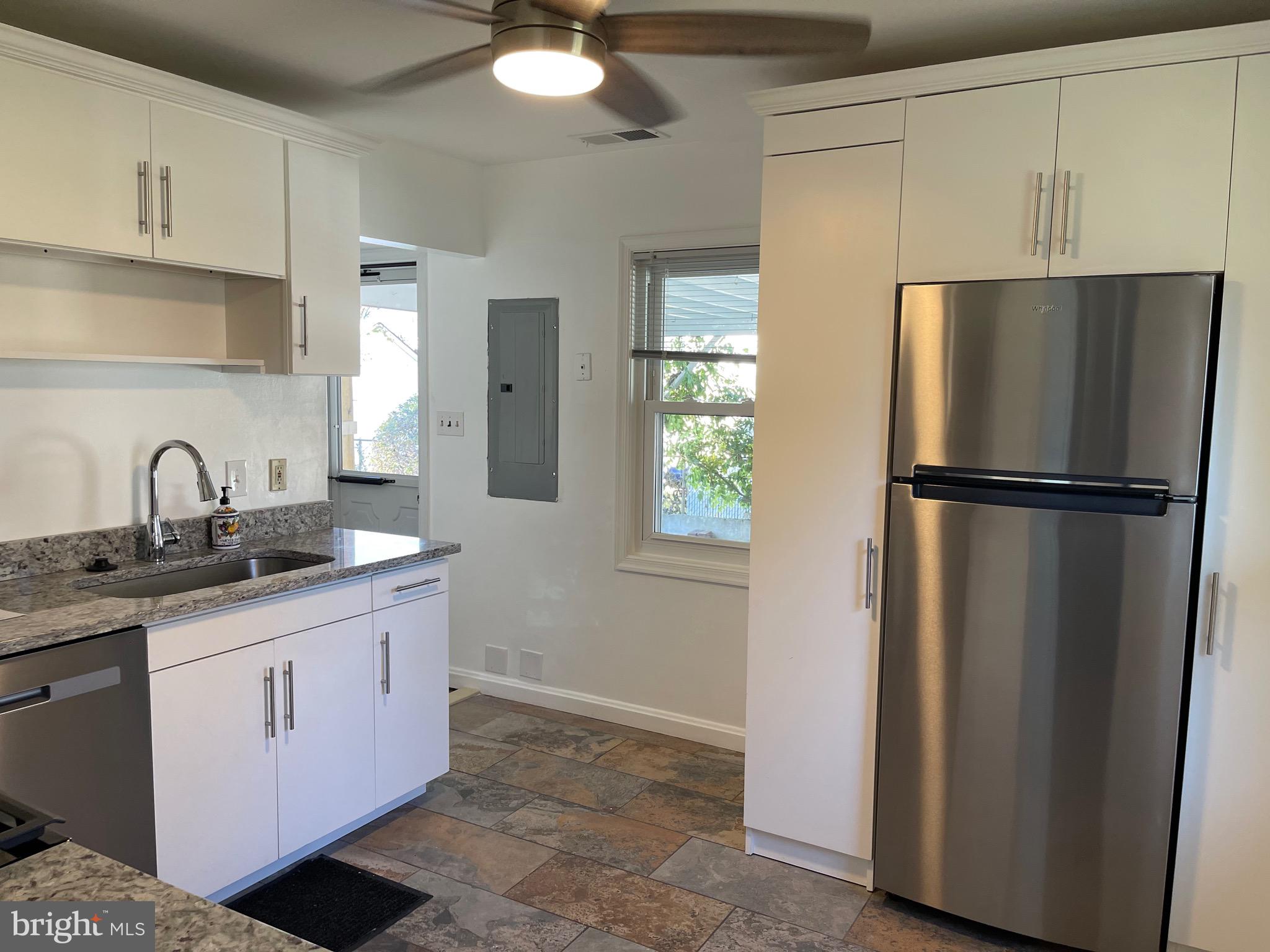 RIVERDALE PARK - Residential Lease