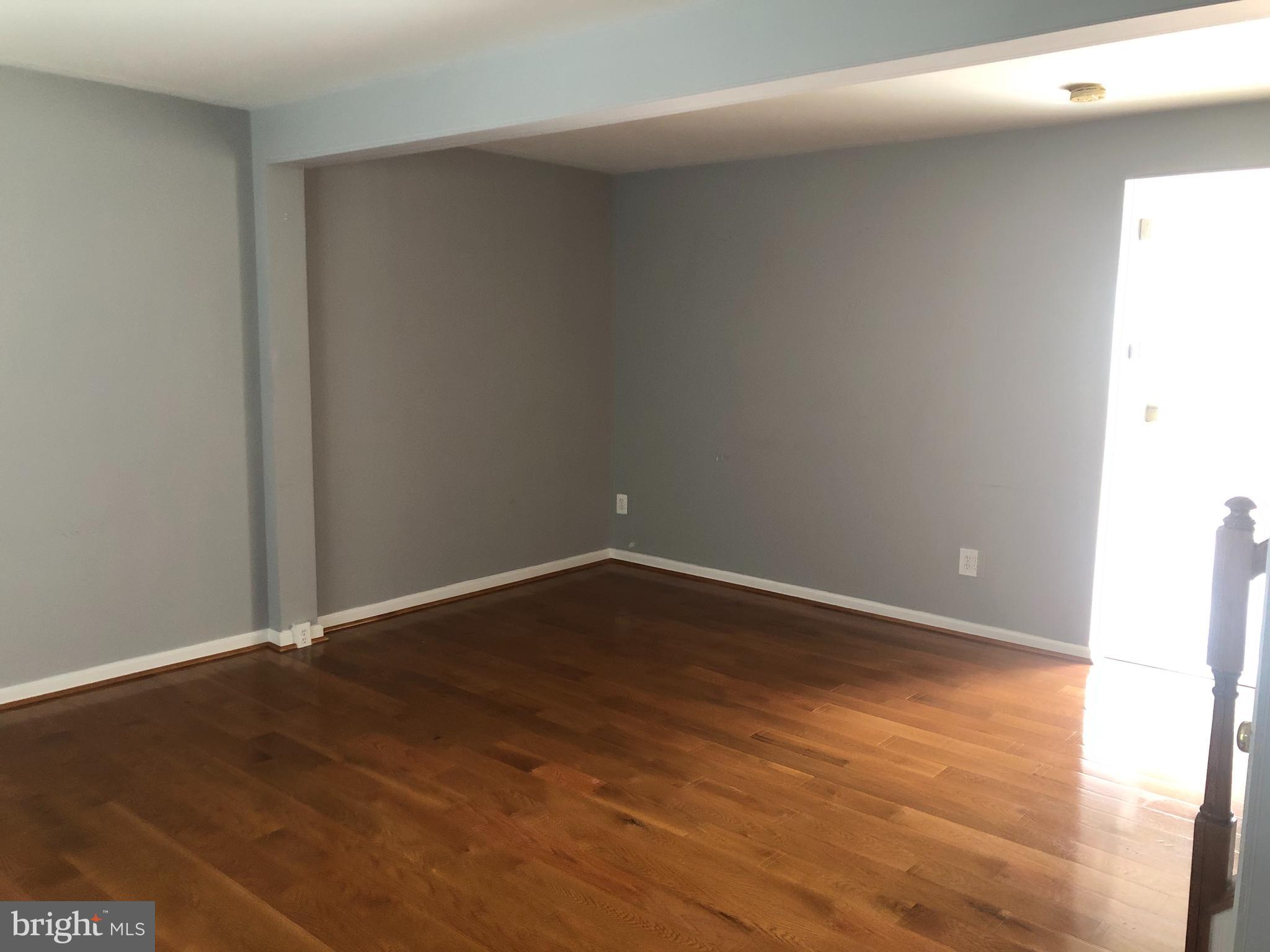 LAKELAND PLACE - Residential Lease