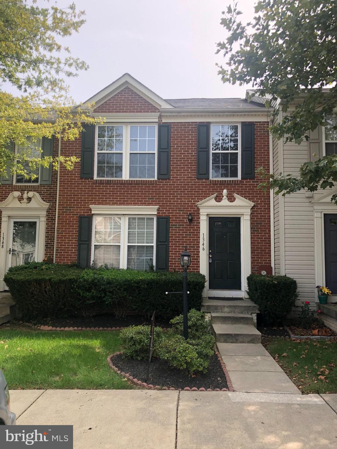 LAKELAND PLACE - Residential Lease