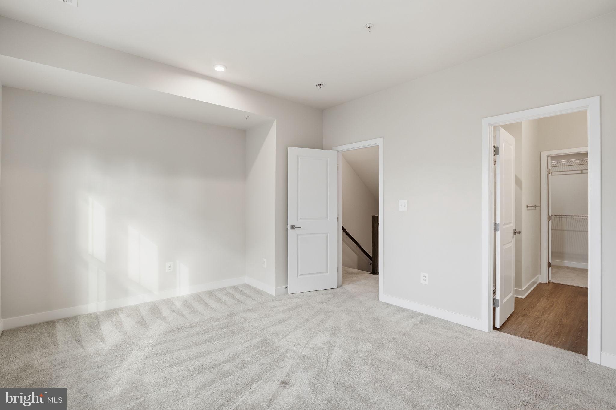 RESERVOIR HILL - Residential