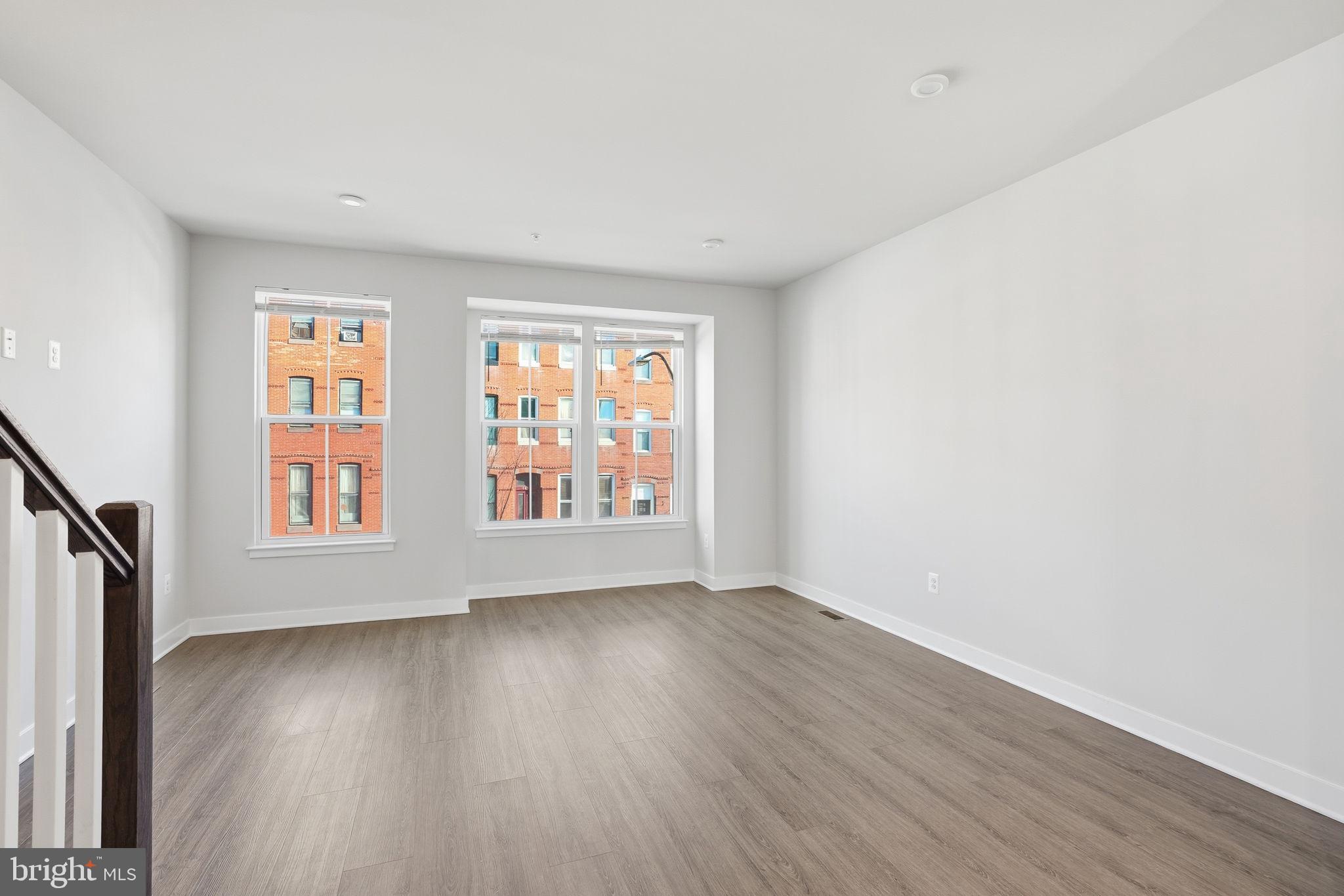 RESERVOIR HILL - Residential