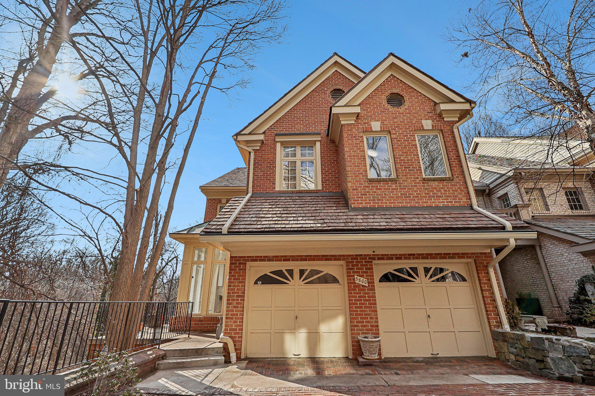 BROOKMONT - Residential