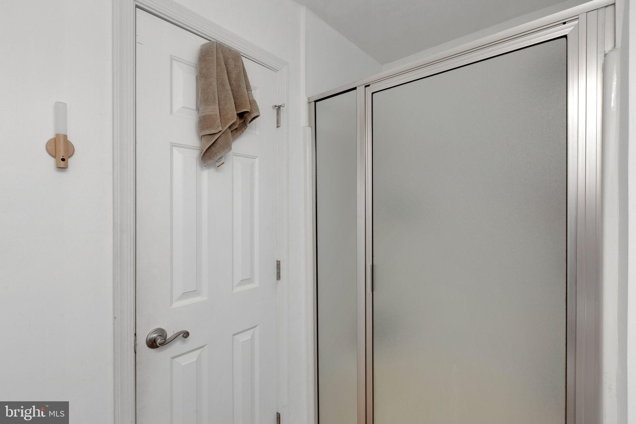 CLASSIC SHORES - Residential