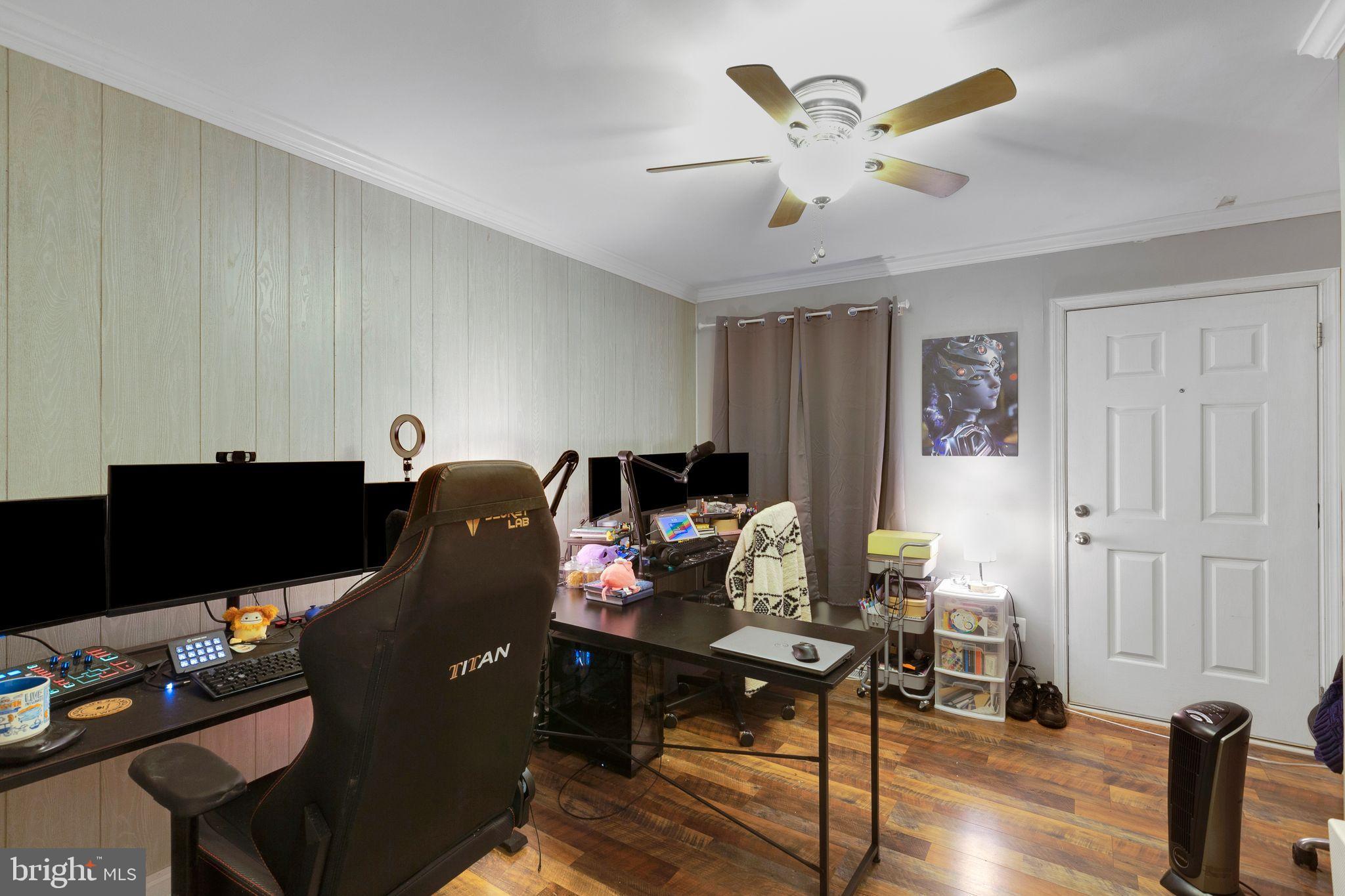 CLASSIC SHORES - Residential