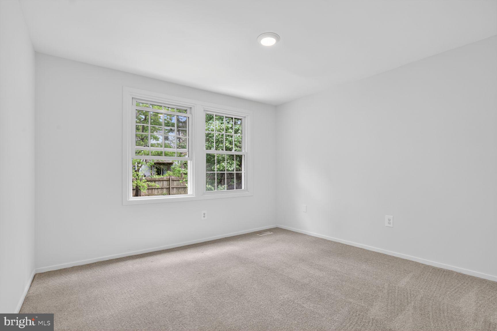 WOODFALL - Residential