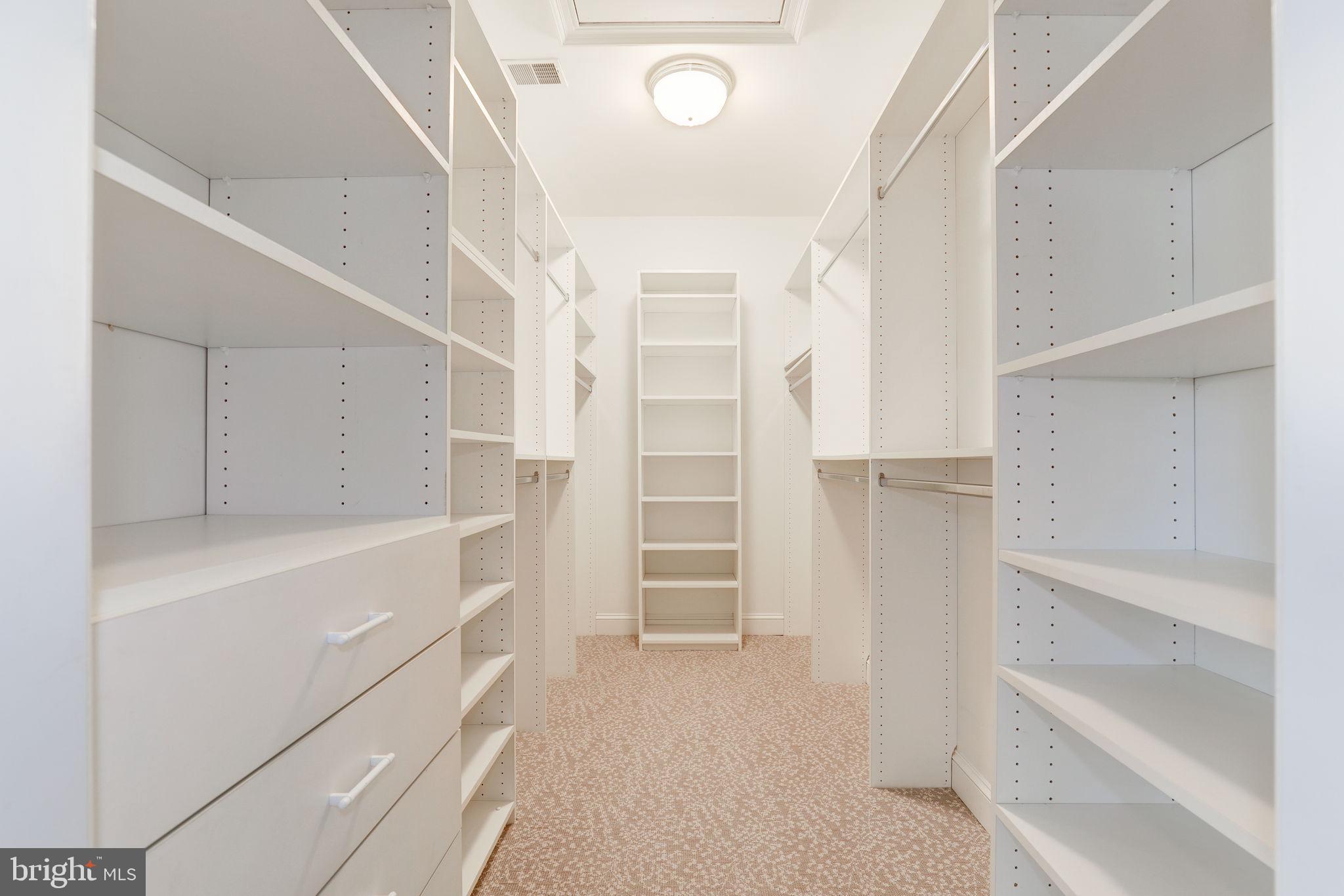 AVENEL - Residential