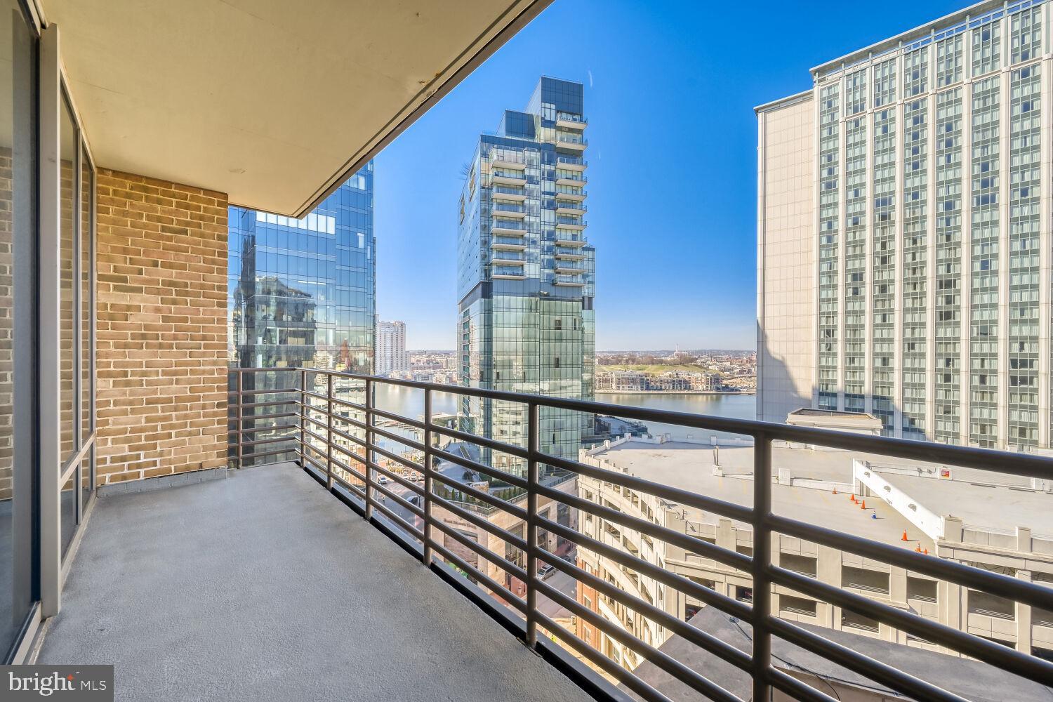 HARBOR EAST - Residential