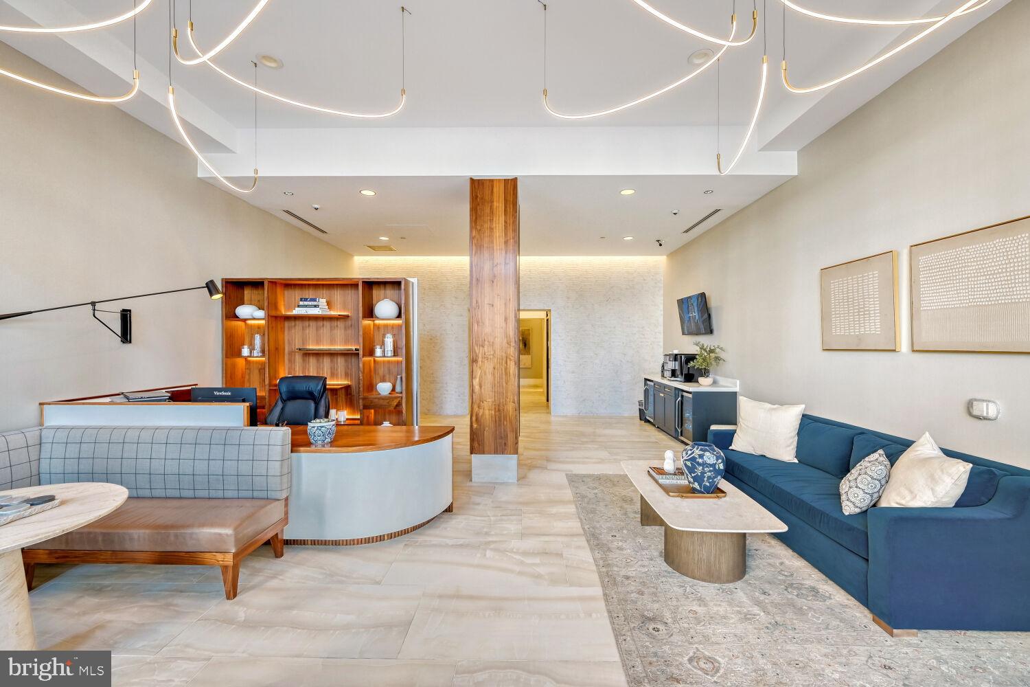 HARBOR EAST - Residential
