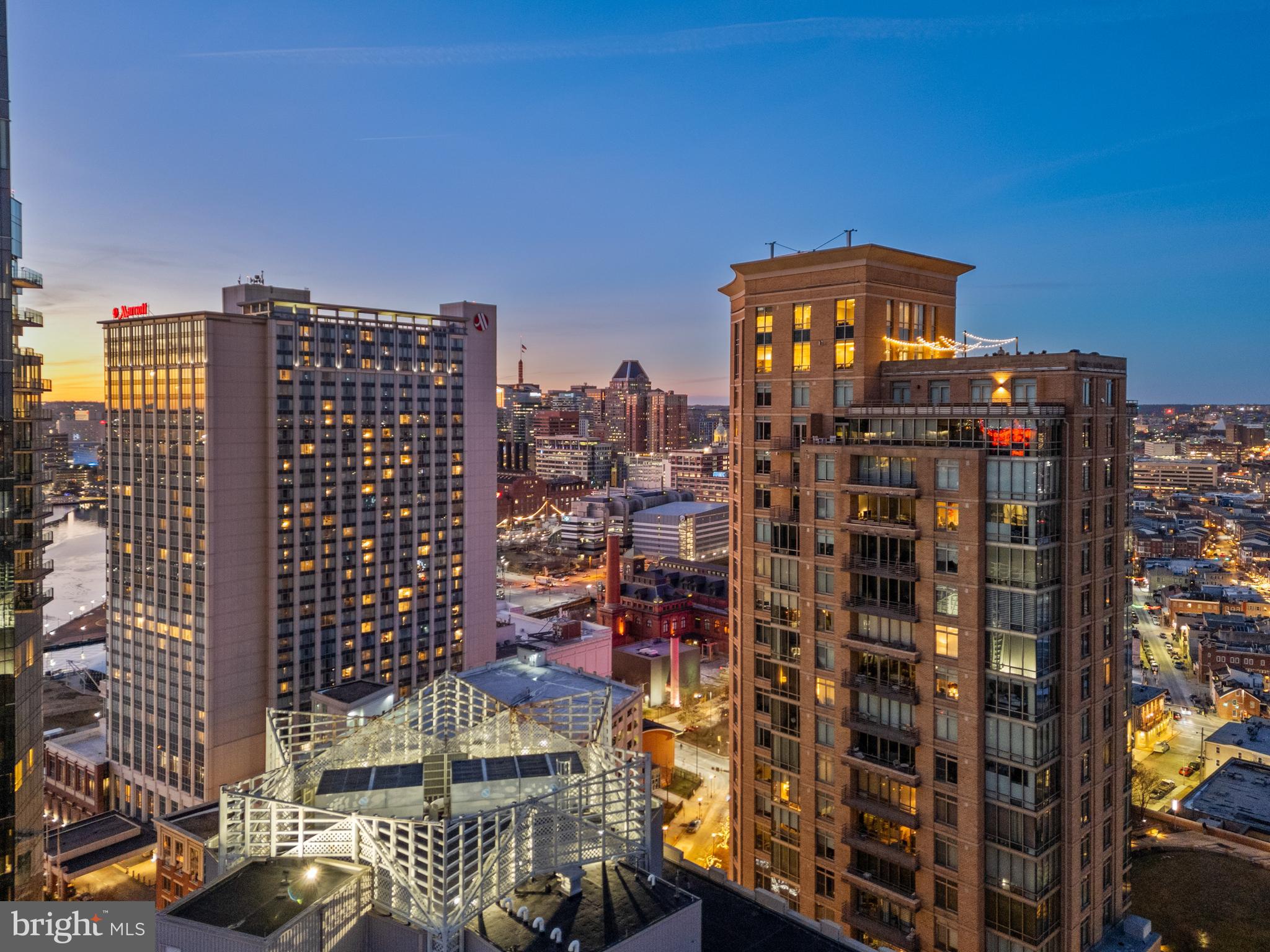 HARBOR EAST - Residential