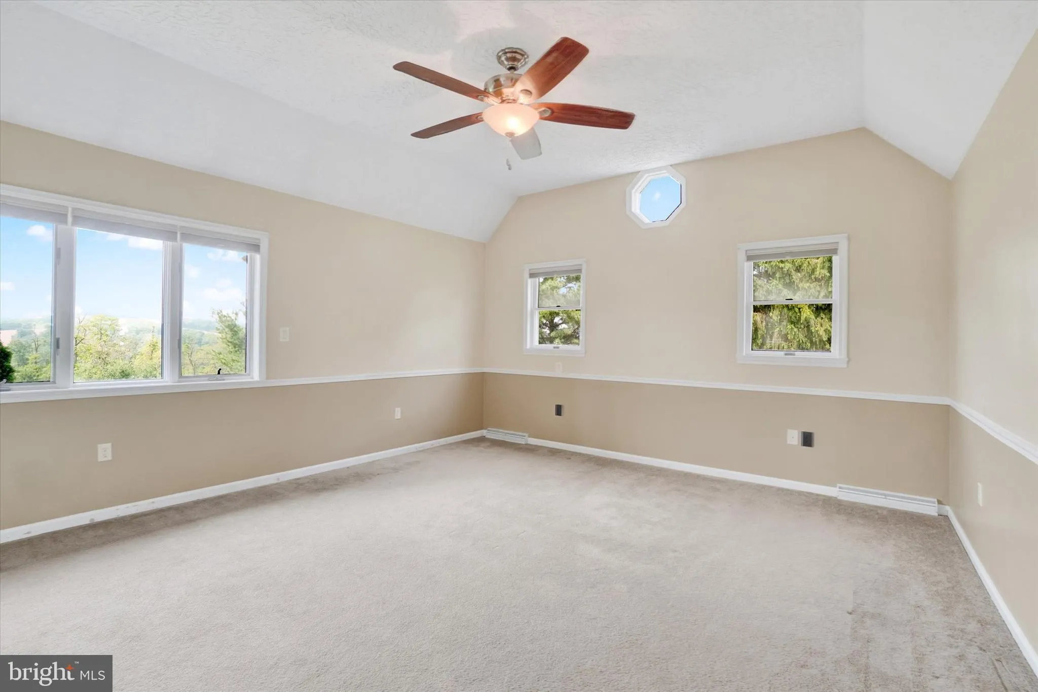 Seven Valleys, Pennsylvania 17360, United States, 5 Bedrooms Bedrooms, ,3 BathroomsBathrooms,Residential,Active,147541