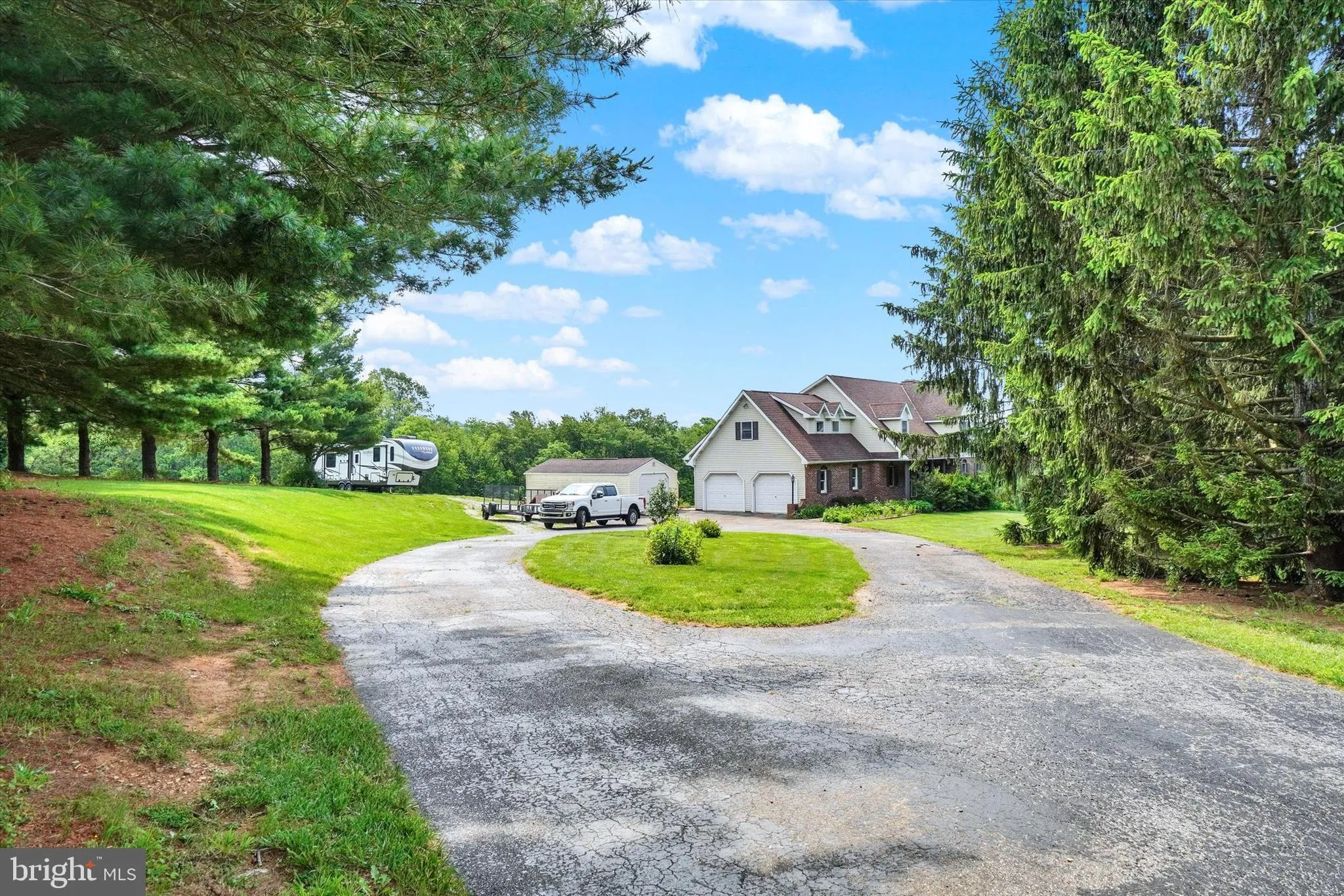 Seven Valleys, Pennsylvania 17360, United States, 5 Bedrooms Bedrooms, ,3 BathroomsBathrooms,Residential,Active,147541