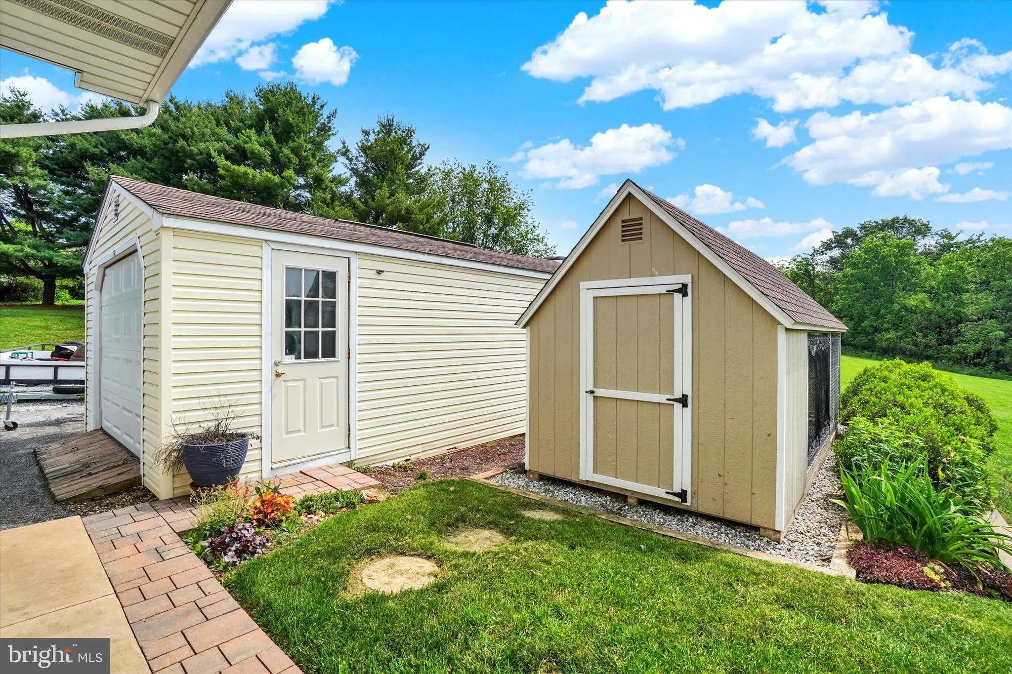 Seven Valleys, Pennsylvania 17360, United States, 5 Bedrooms Bedrooms, ,3 BathroomsBathrooms,Residential,Active,147541