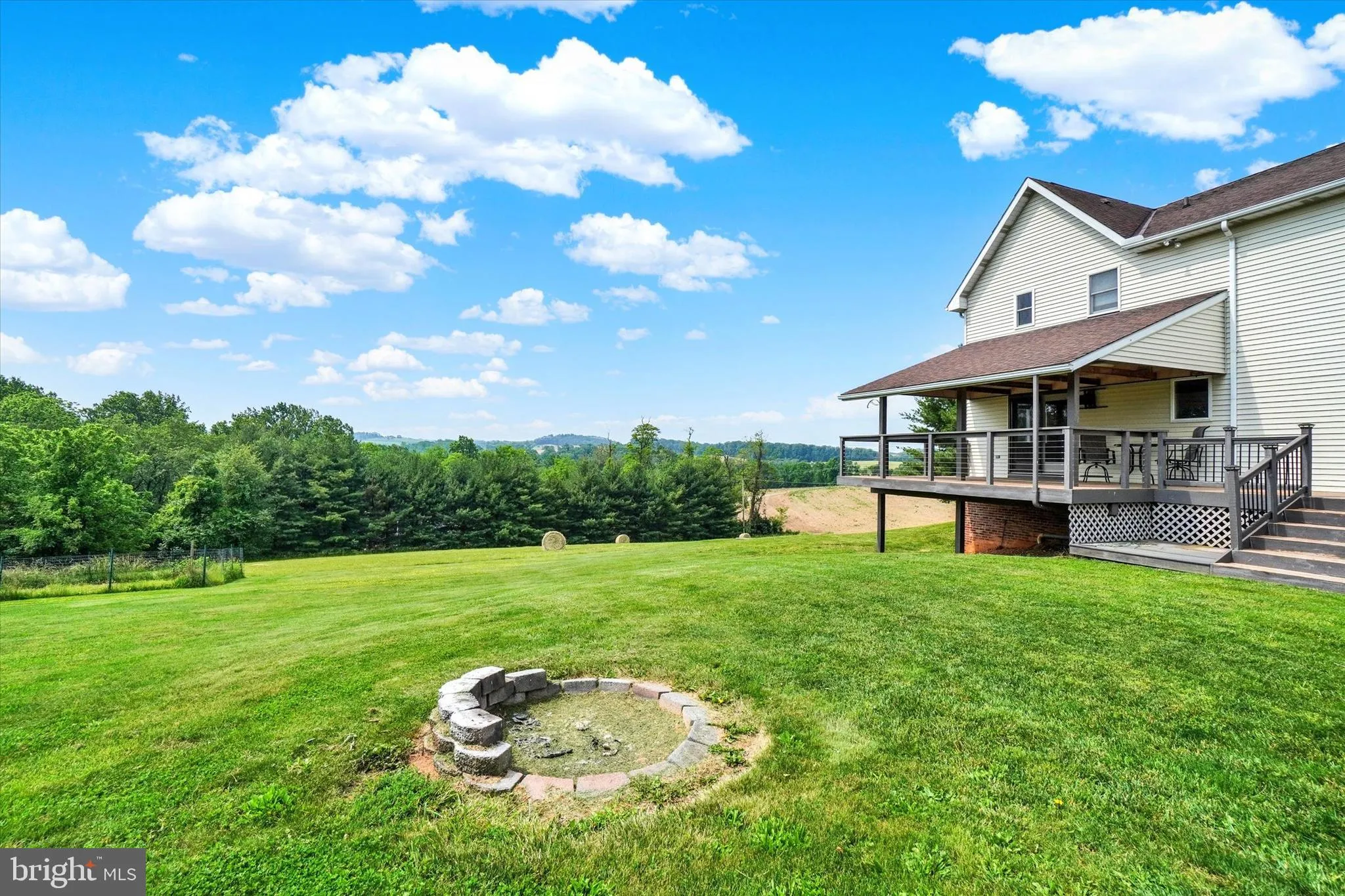 Seven Valleys, Pennsylvania 17360, United States, 5 Bedrooms Bedrooms, ,3 BathroomsBathrooms,Residential,Active,147541