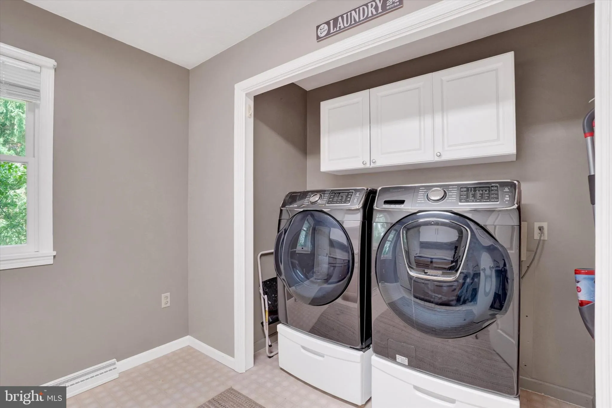 Seven Valleys, Pennsylvania 17360, United States, 5 Bedrooms Bedrooms, ,3 BathroomsBathrooms,Residential,Active,147541