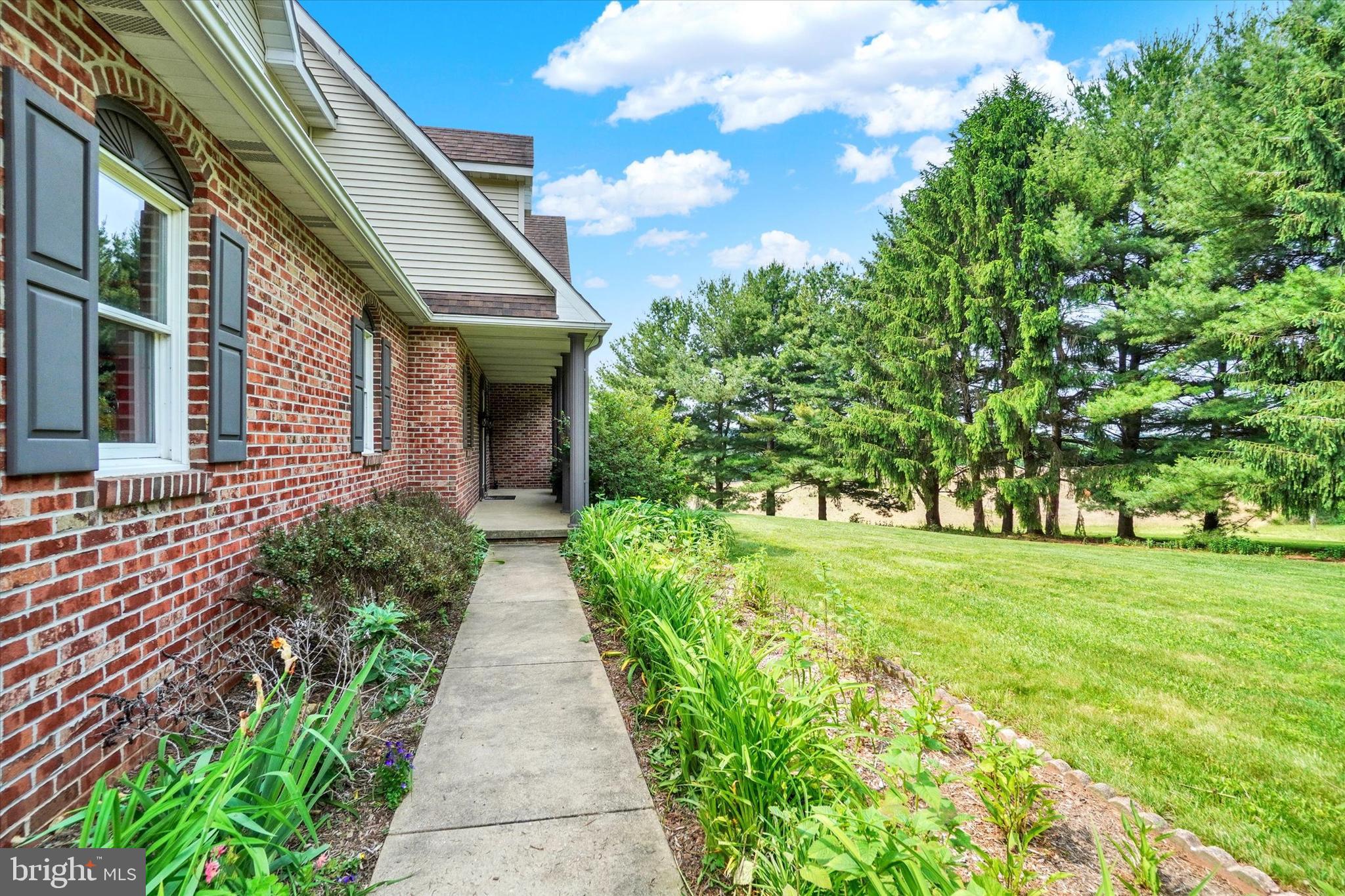 1646 MILL ROAD