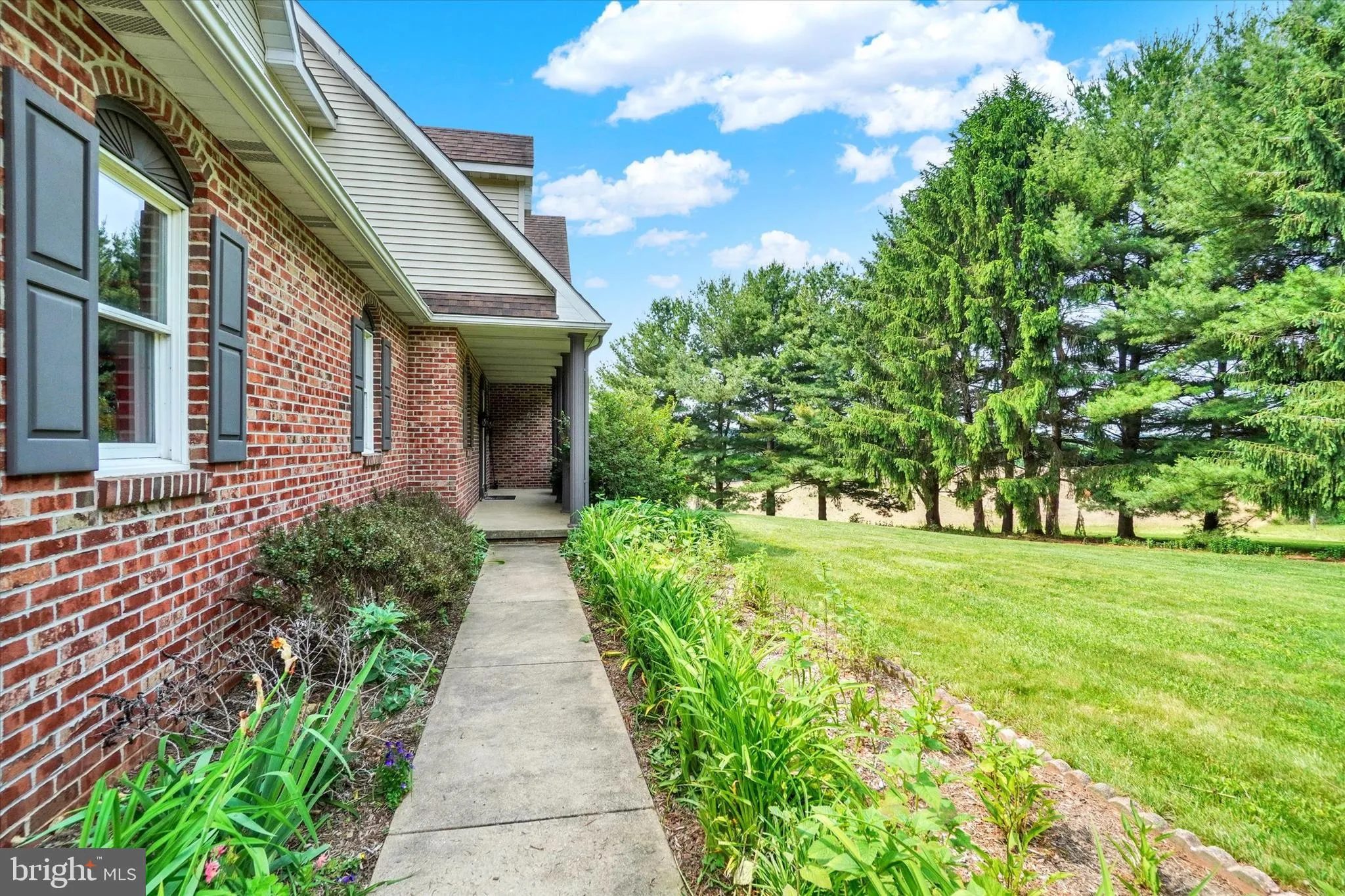 Seven Valleys, Pennsylvania 17360, United States, 5 Bedrooms Bedrooms, ,3 BathroomsBathrooms,Residential,Active,147541