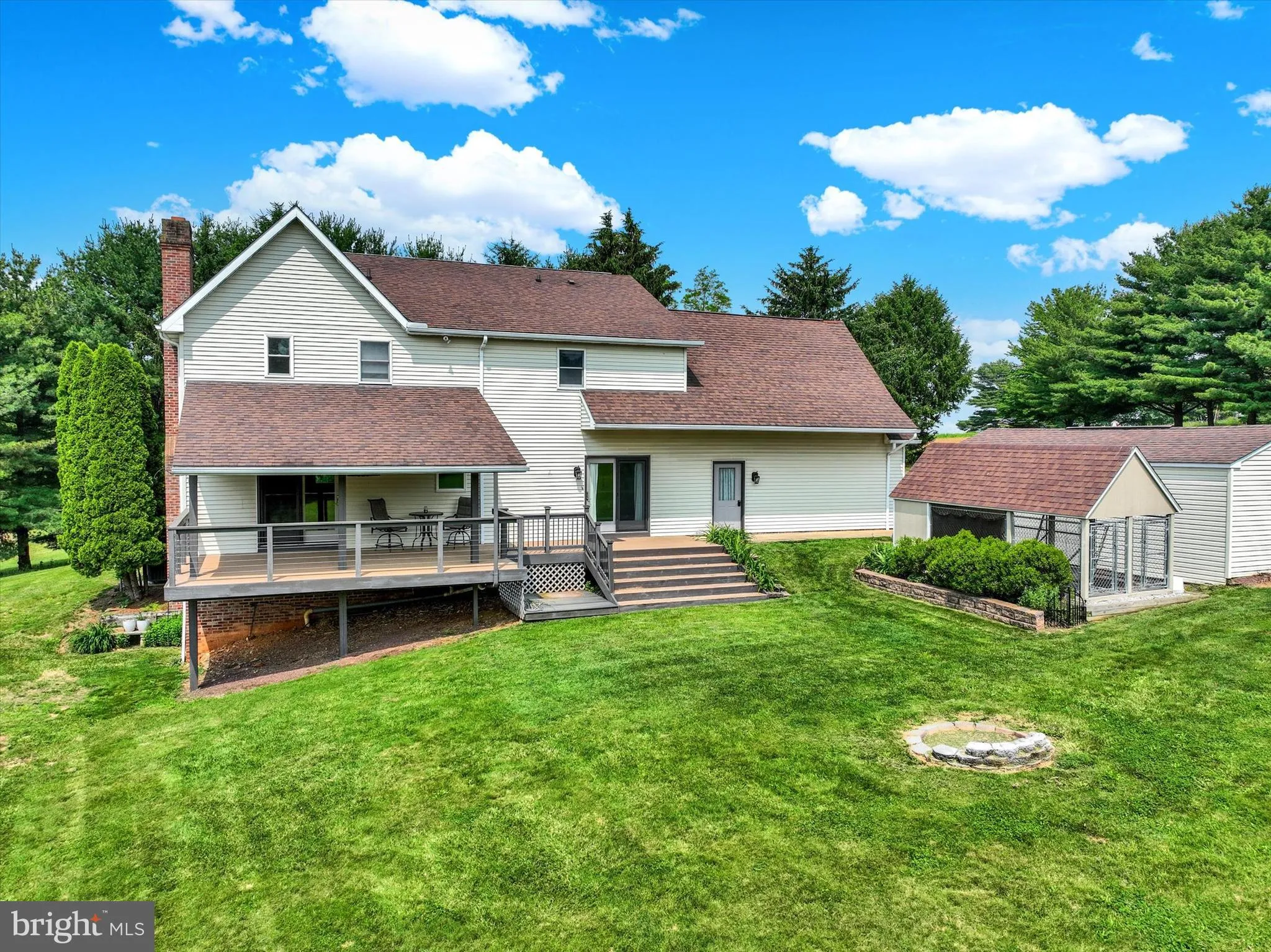 Seven Valleys, Pennsylvania 17360, United States, 5 Bedrooms Bedrooms, ,3 BathroomsBathrooms,Residential,Active,147541