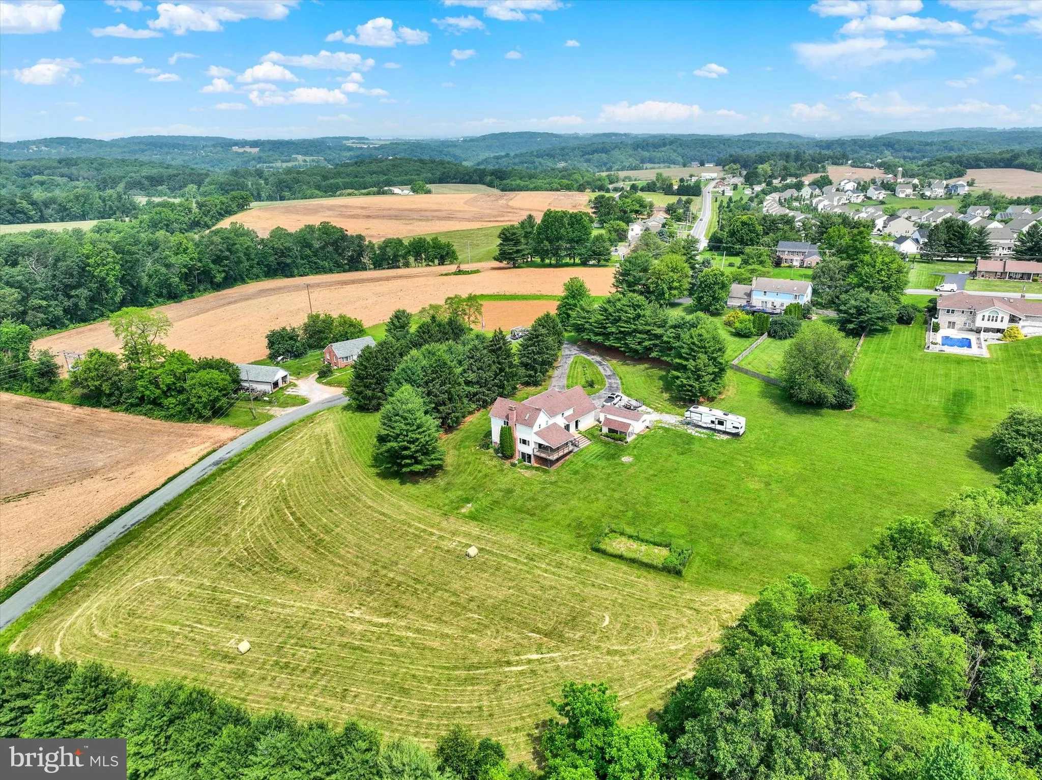 Seven Valleys, Pennsylvania 17360, United States, 5 Bedrooms Bedrooms, ,3 BathroomsBathrooms,Residential,Active,147541