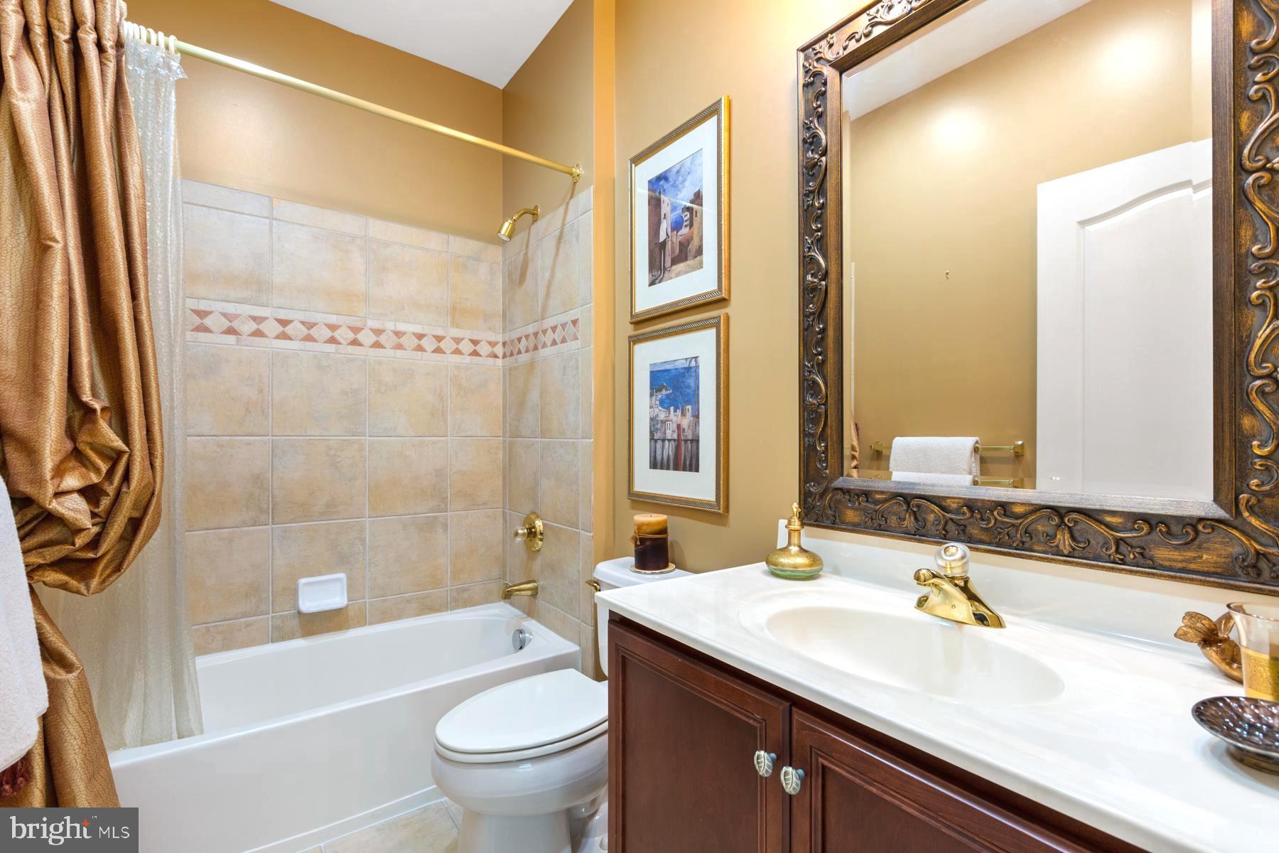 ASHLEY FARMS - Residential