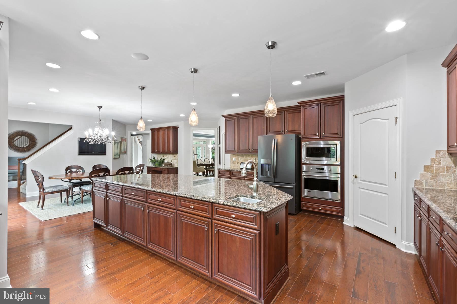 ASHLEY FARMS - Residential