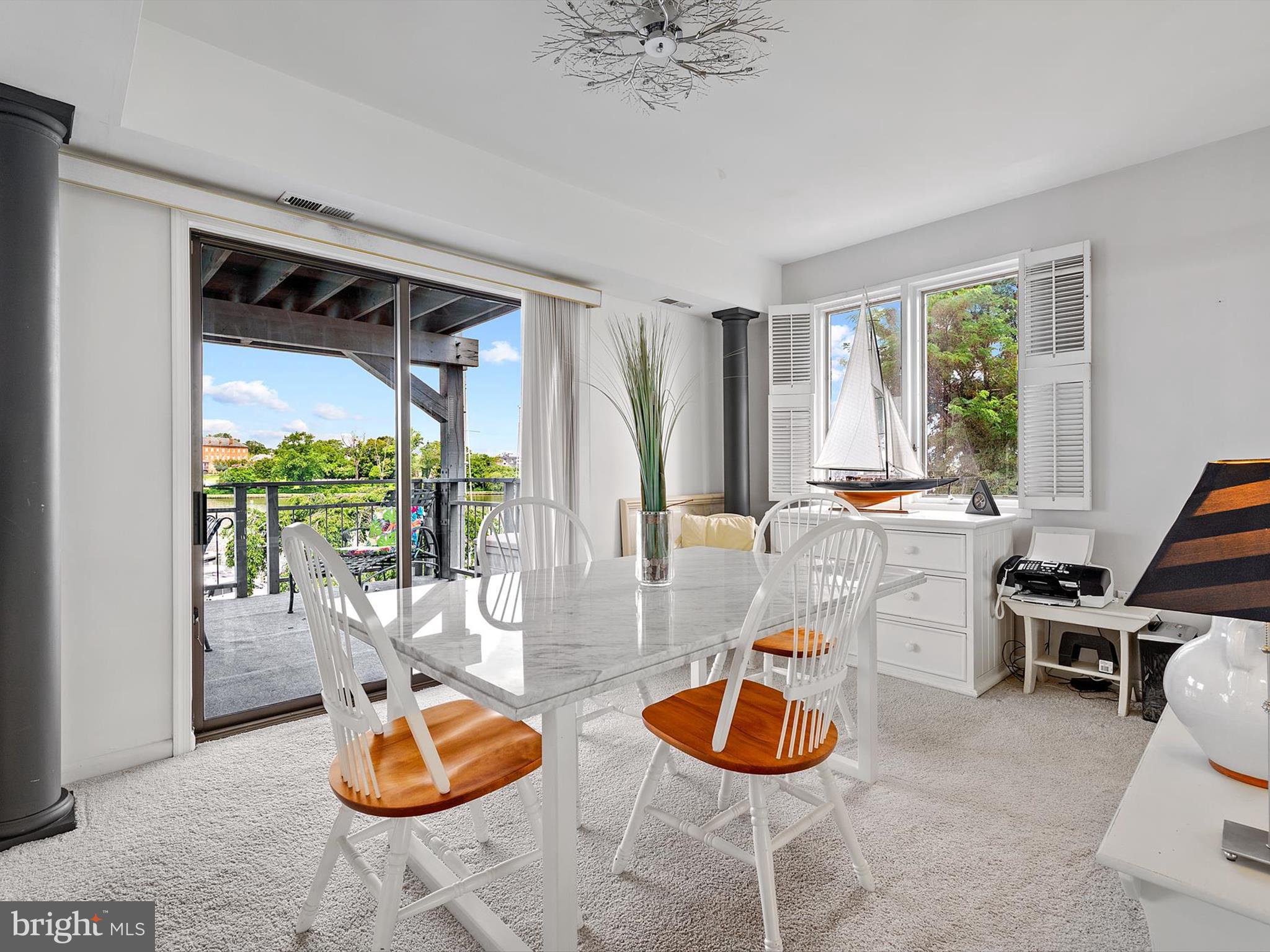 THE YACHT CLUB CONDOMINIUMS - Residential