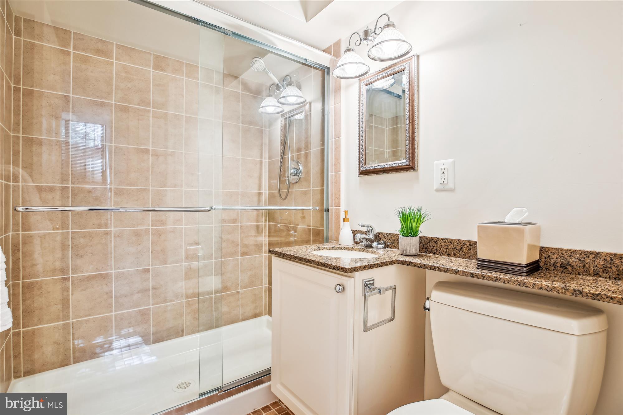 MANOR PARK - Residential