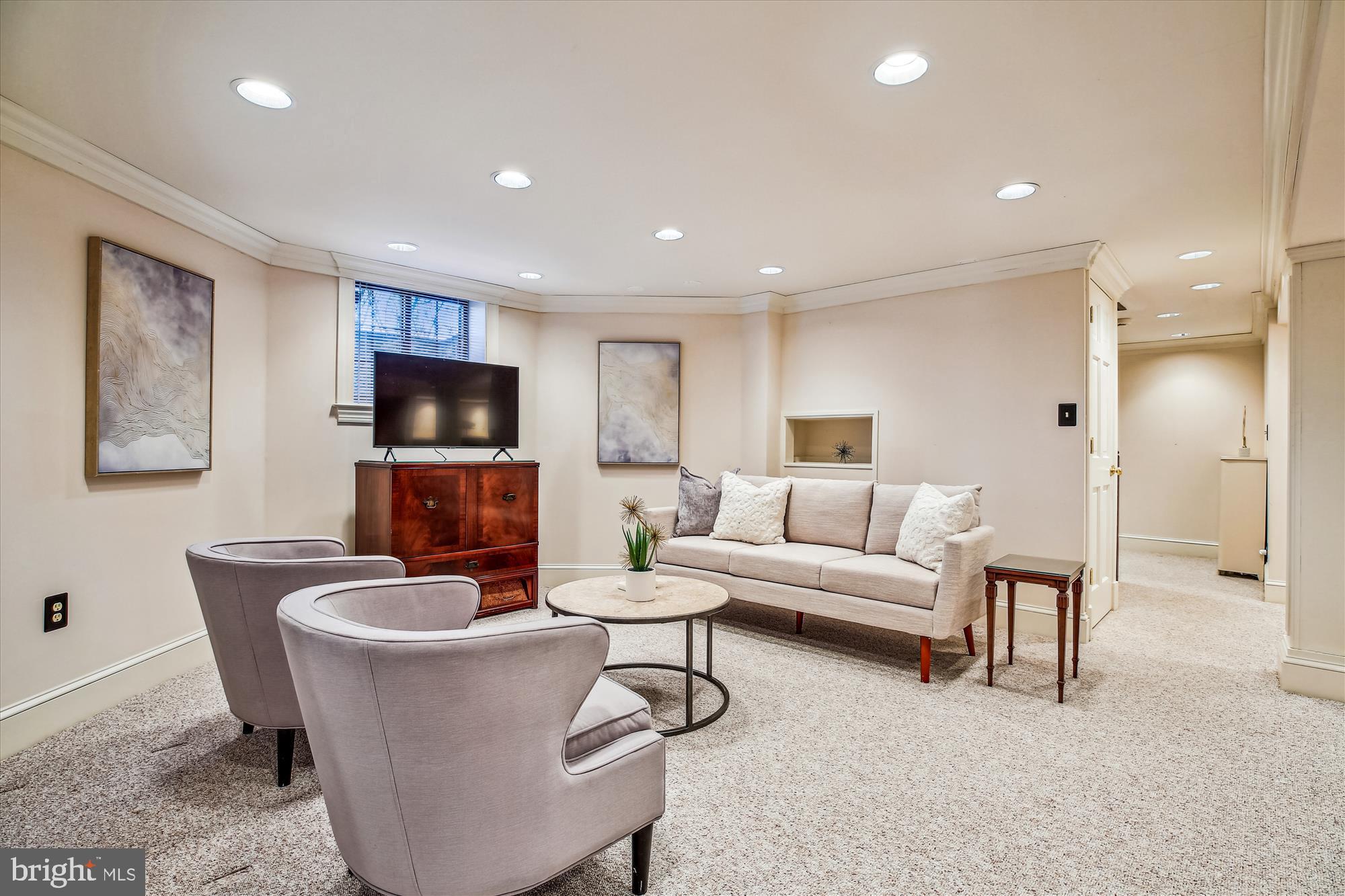 MANOR PARK - Residential