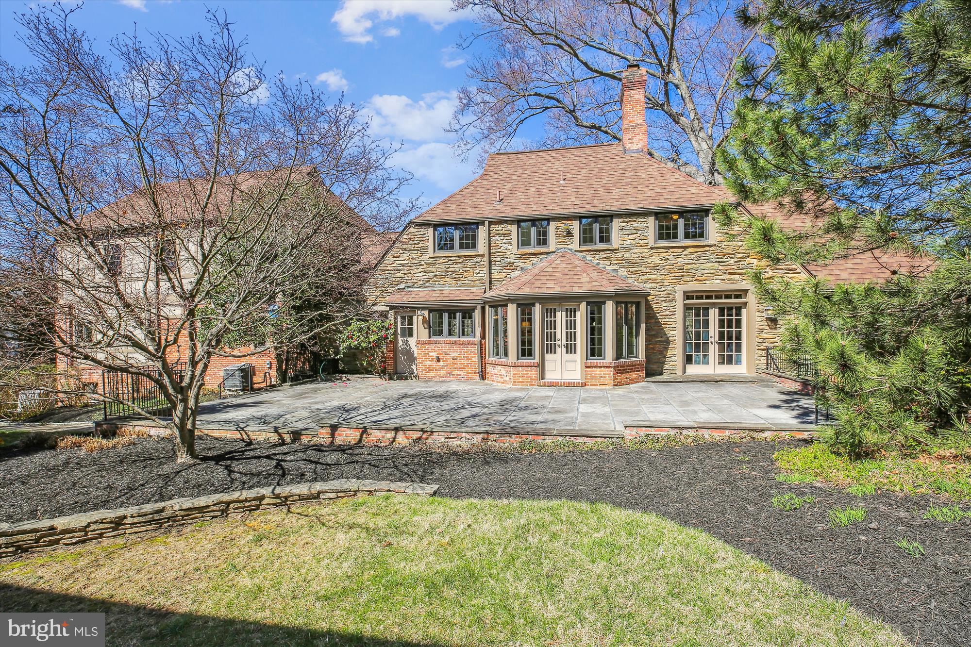 MANOR PARK - Residential