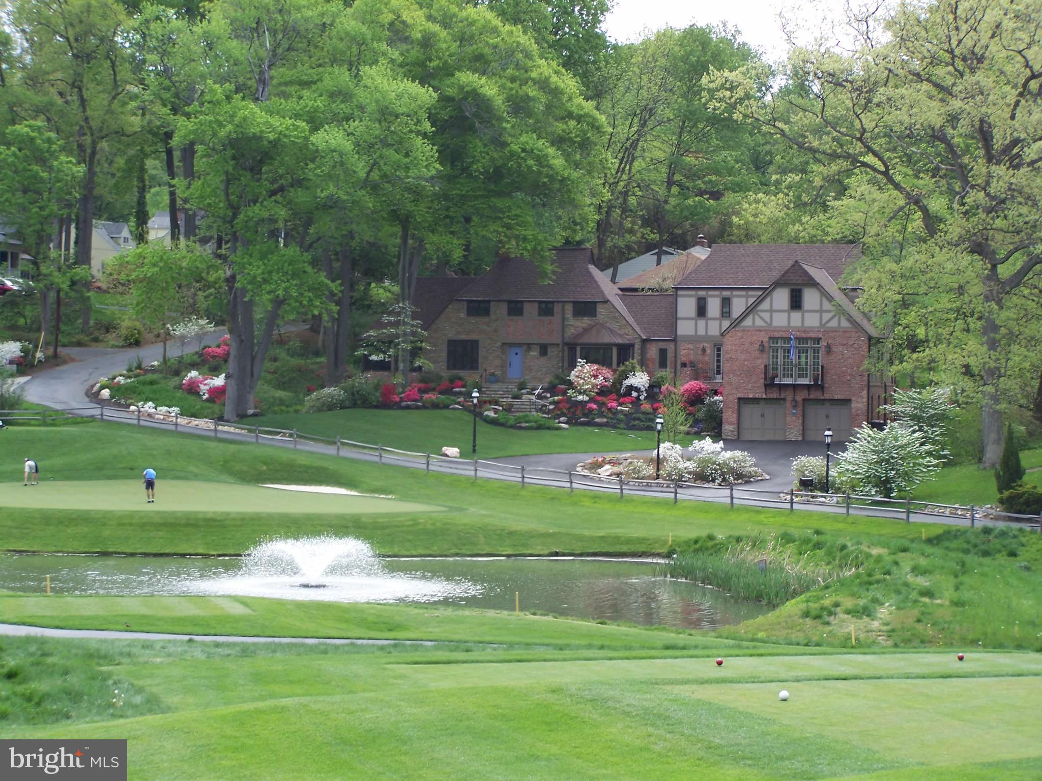 MANOR PARK - Residential